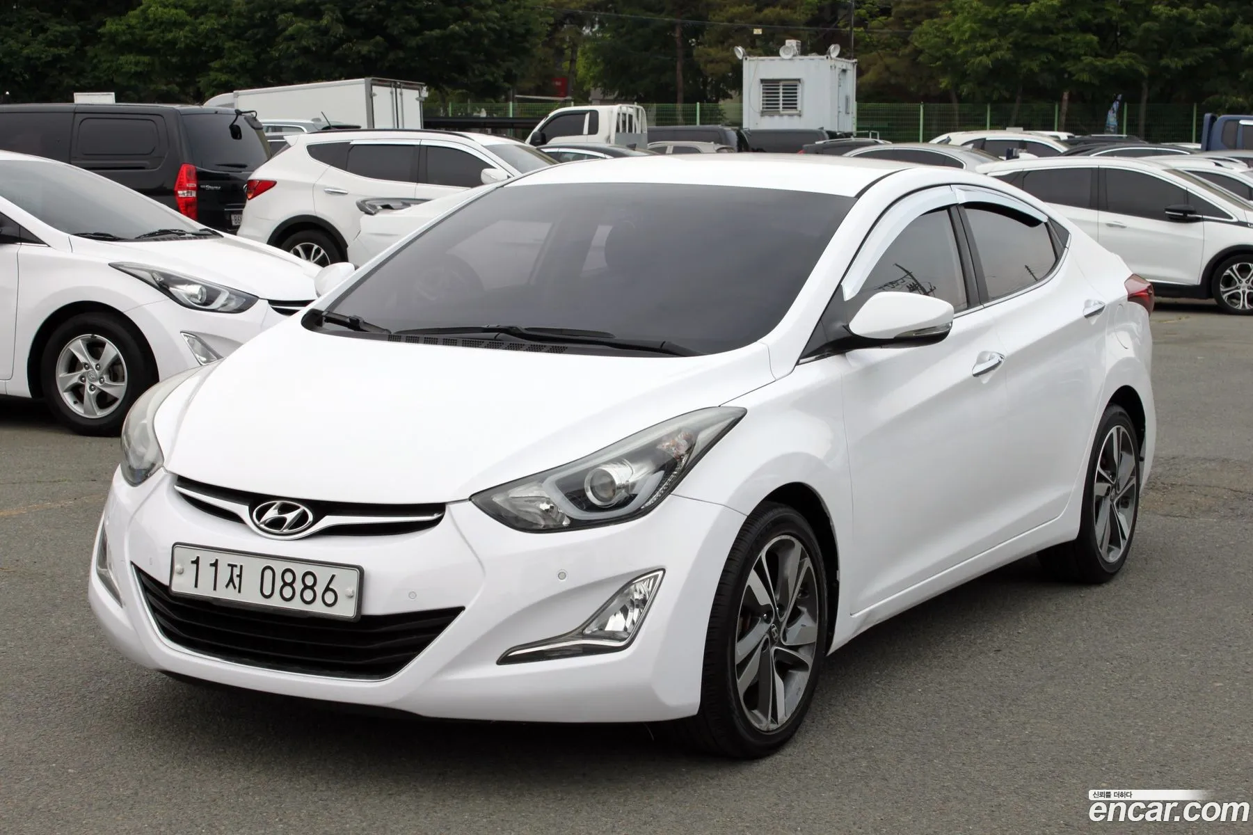 Hyundai Elantra 2015 — 18