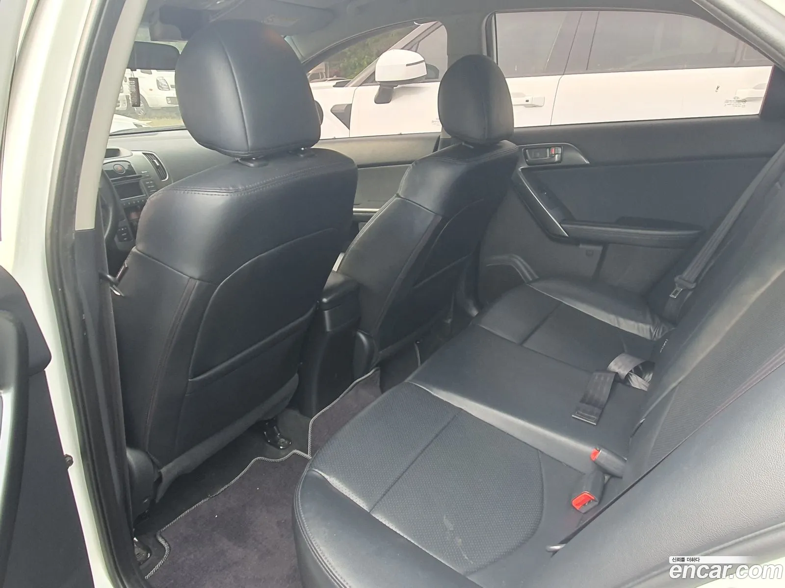 Kia Forte 2011 — 6