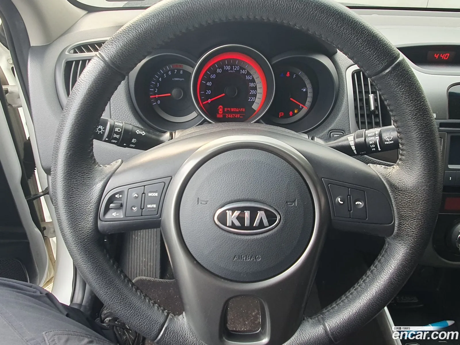 Kia Forte 2011 — 14