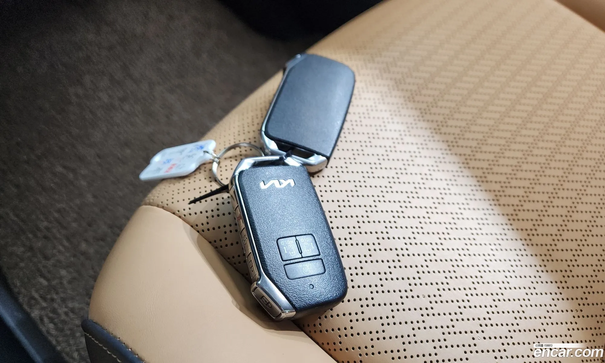 Kia Carnival 2021 KNANE813BNS159273 — 11