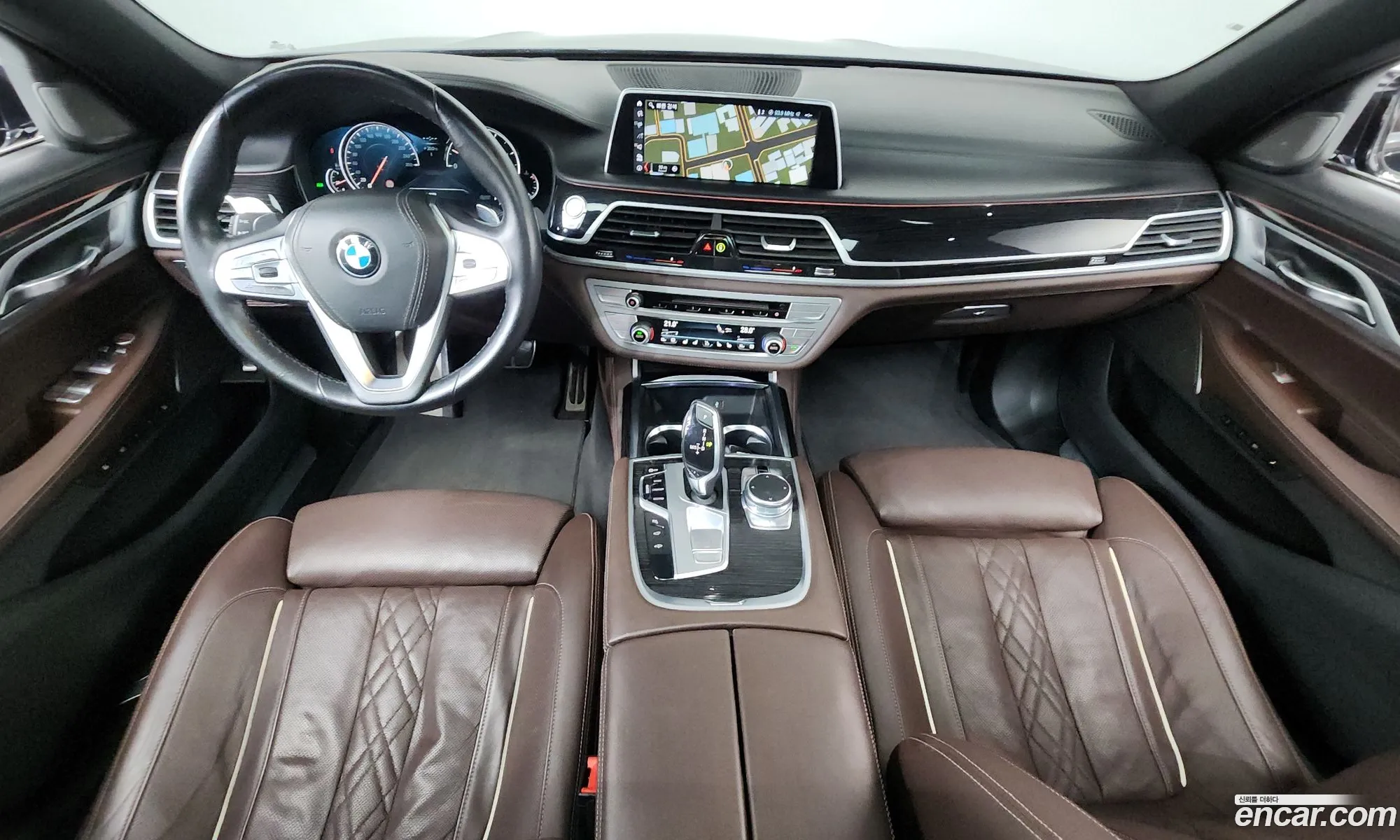 BMW 7 Series 2018 WBA7G6101JB243945 — 30