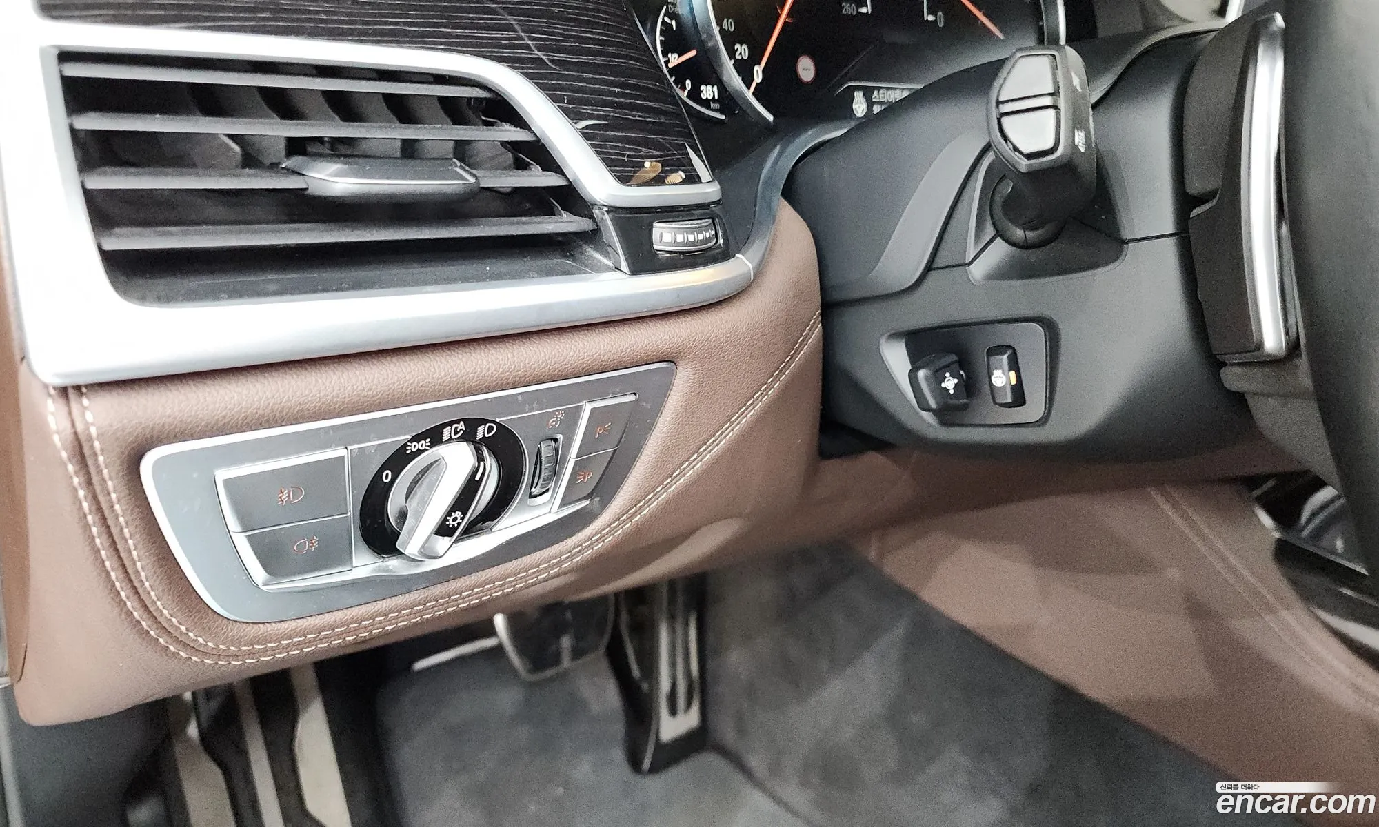 BMW 7 Series 2018 WBA7G6101JB243945 — 40