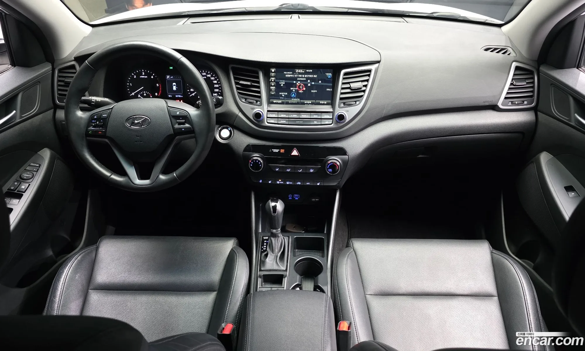 Hyundai Tucson 2016 — 2