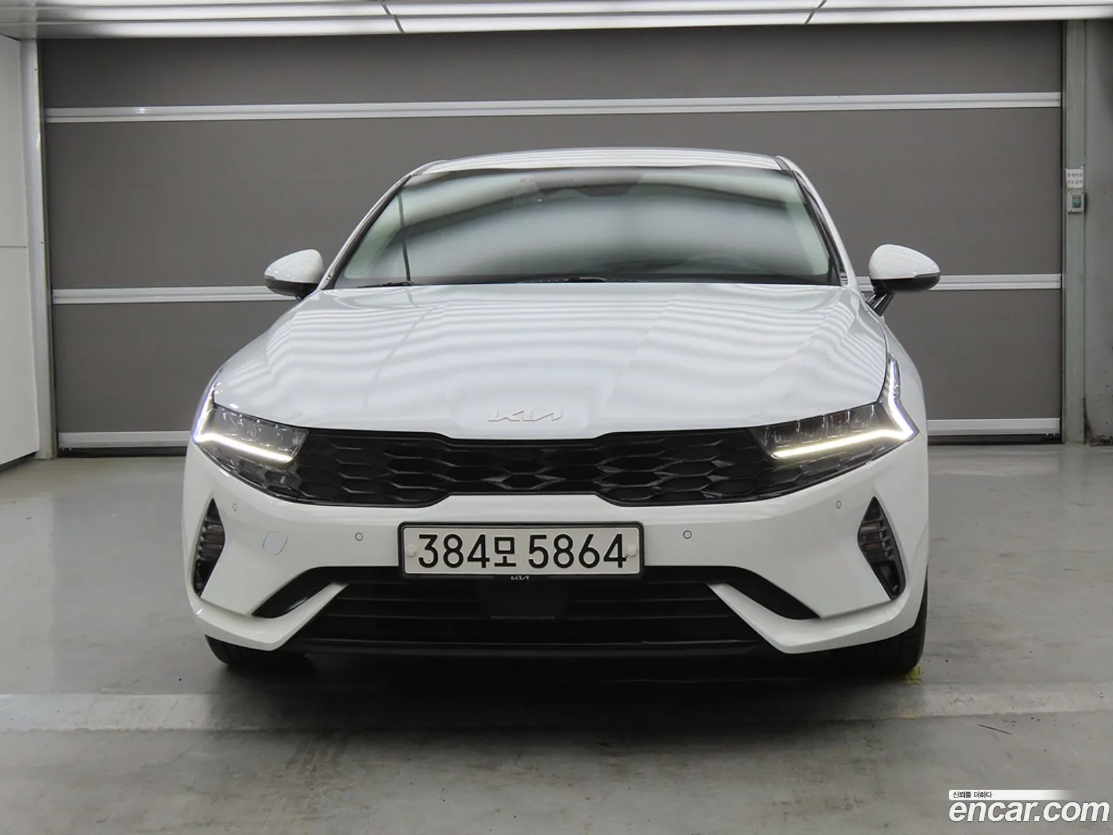 Kia K5 Hybrid 2022 — 8