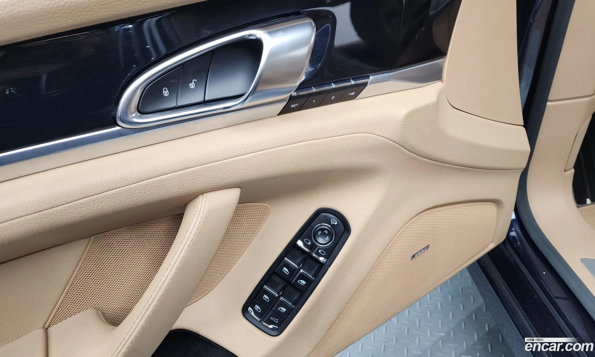 Porsche Panamera 2016 — 31