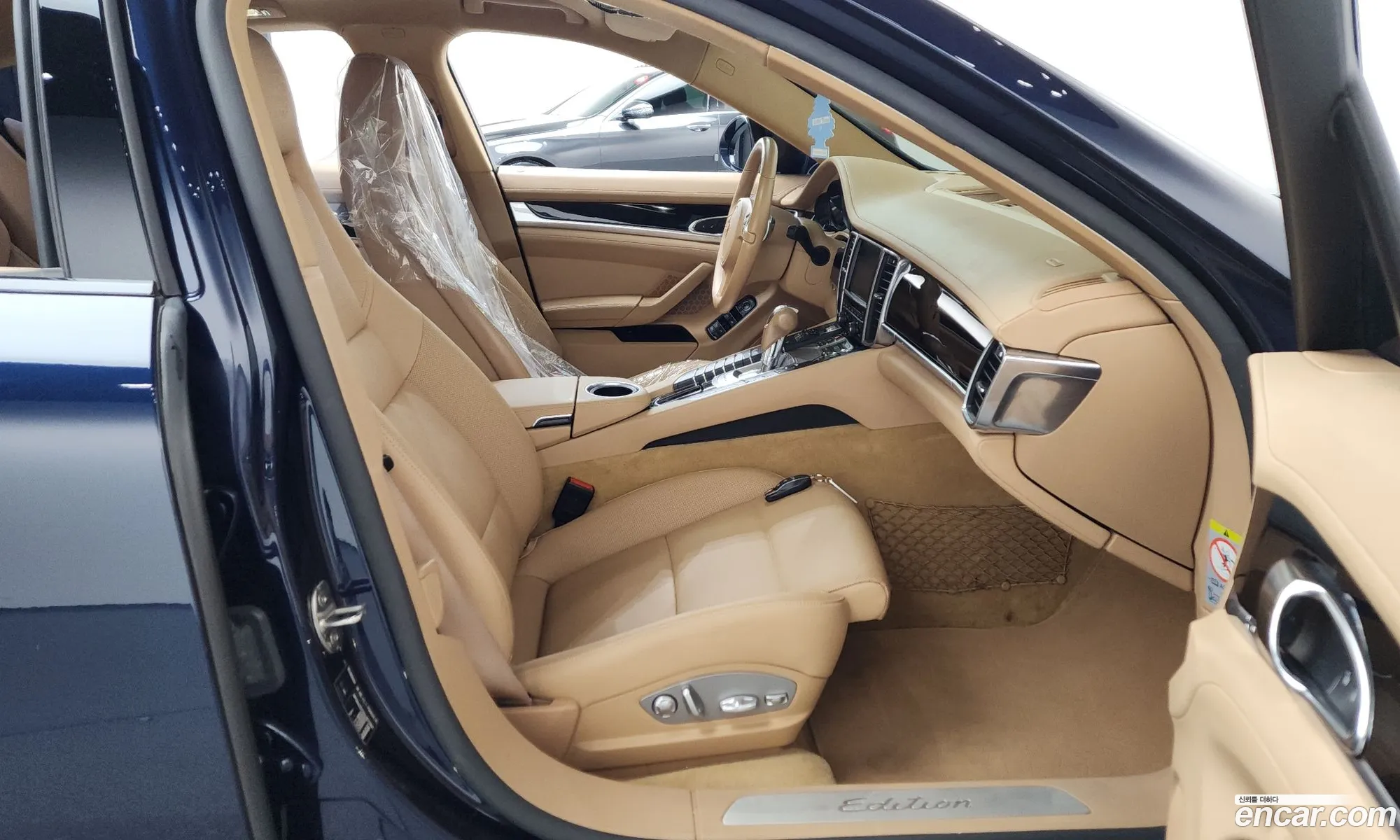 Porsche Panamera 2016 — 23