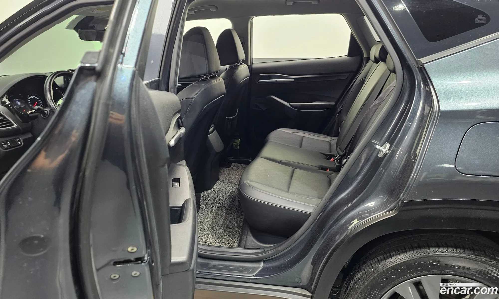 Kia Seltos 2019 KNAER812GLK043310 — 12