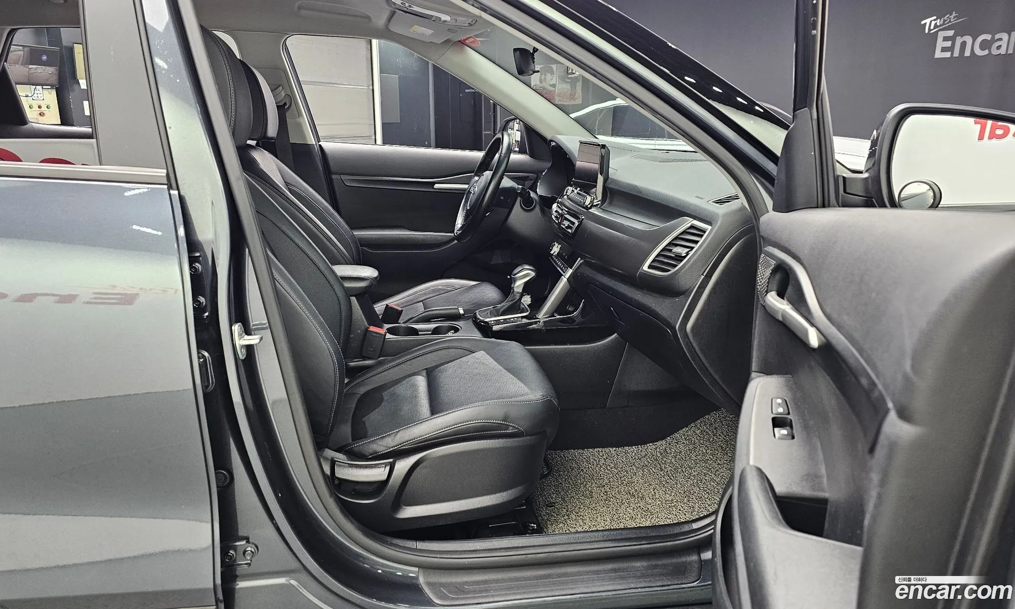 Kia Seltos 2019 KNAER812GLK043310 — 17
