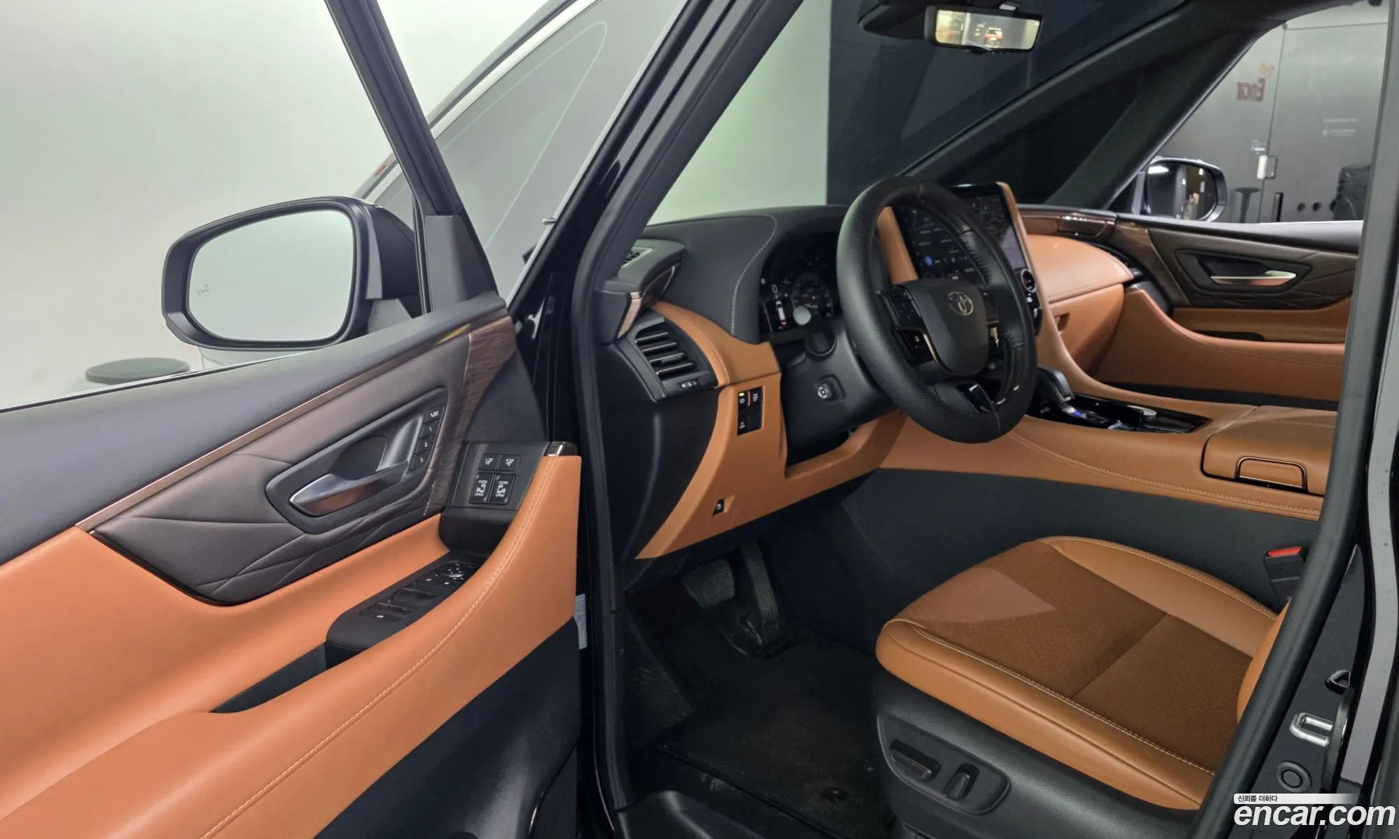 Toyota Alphard 2025 — 9