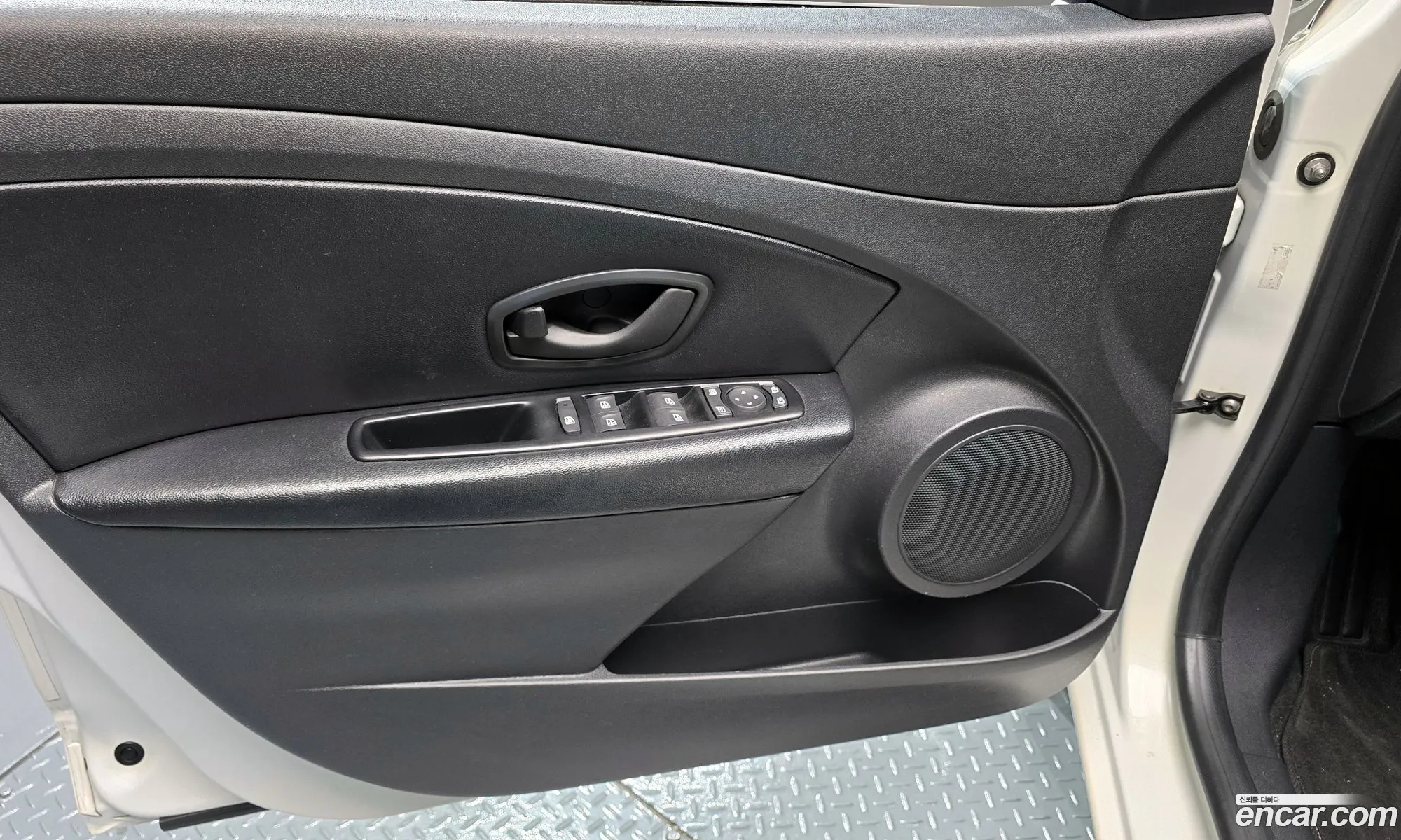 Renault Korea (Samsung) SM3 Neo 2015 — 13