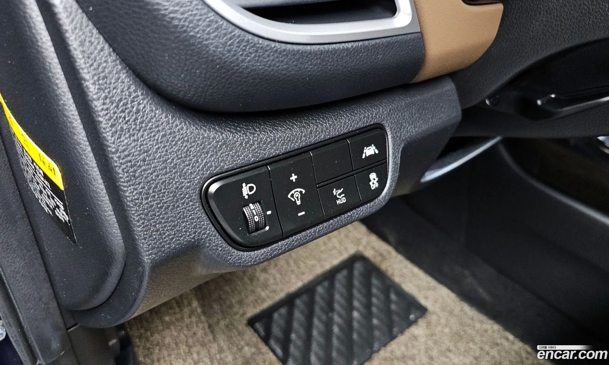Kia Seltos 2019 KNAET812GLK011071 — 24