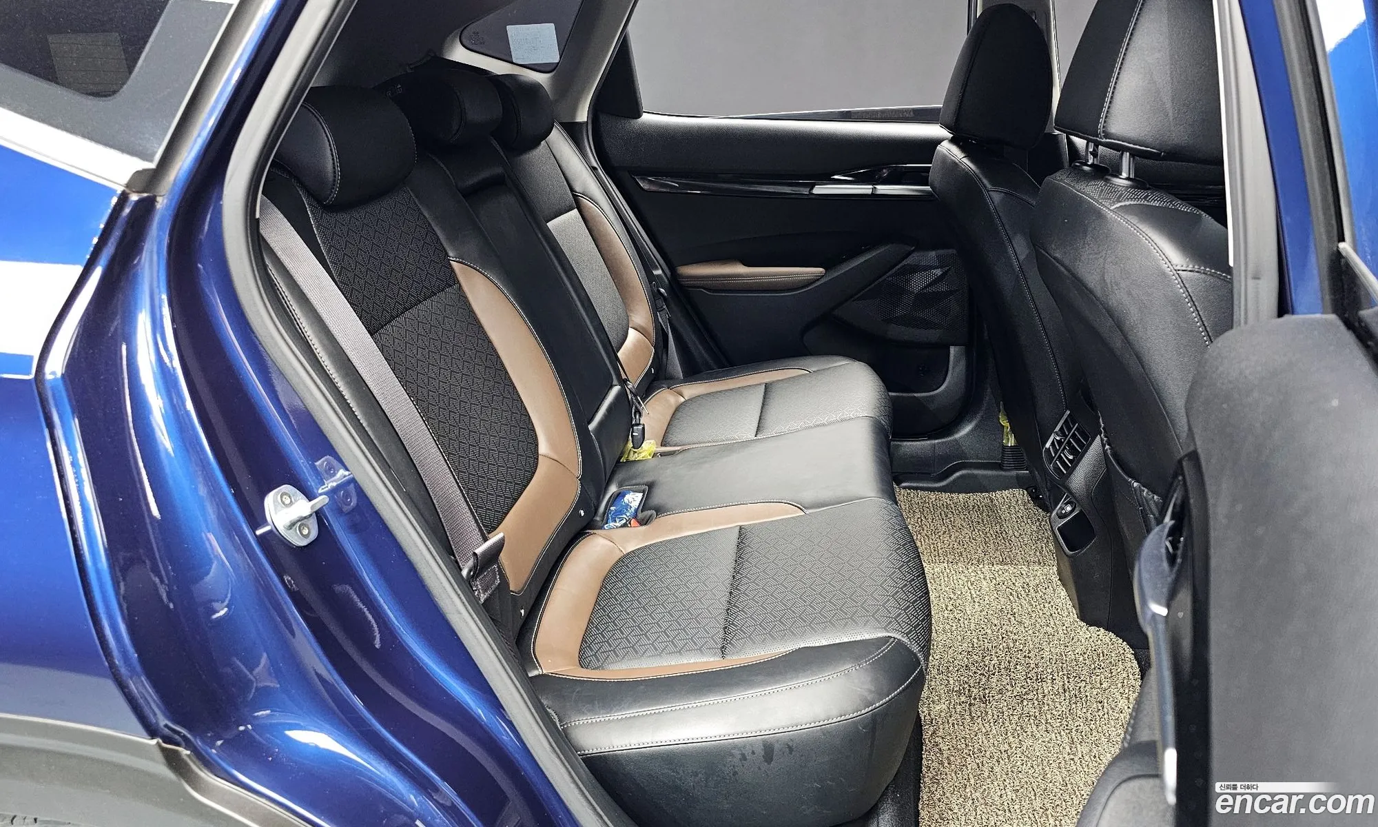 Kia Seltos 2019 KNAET812GLK011071 — 22