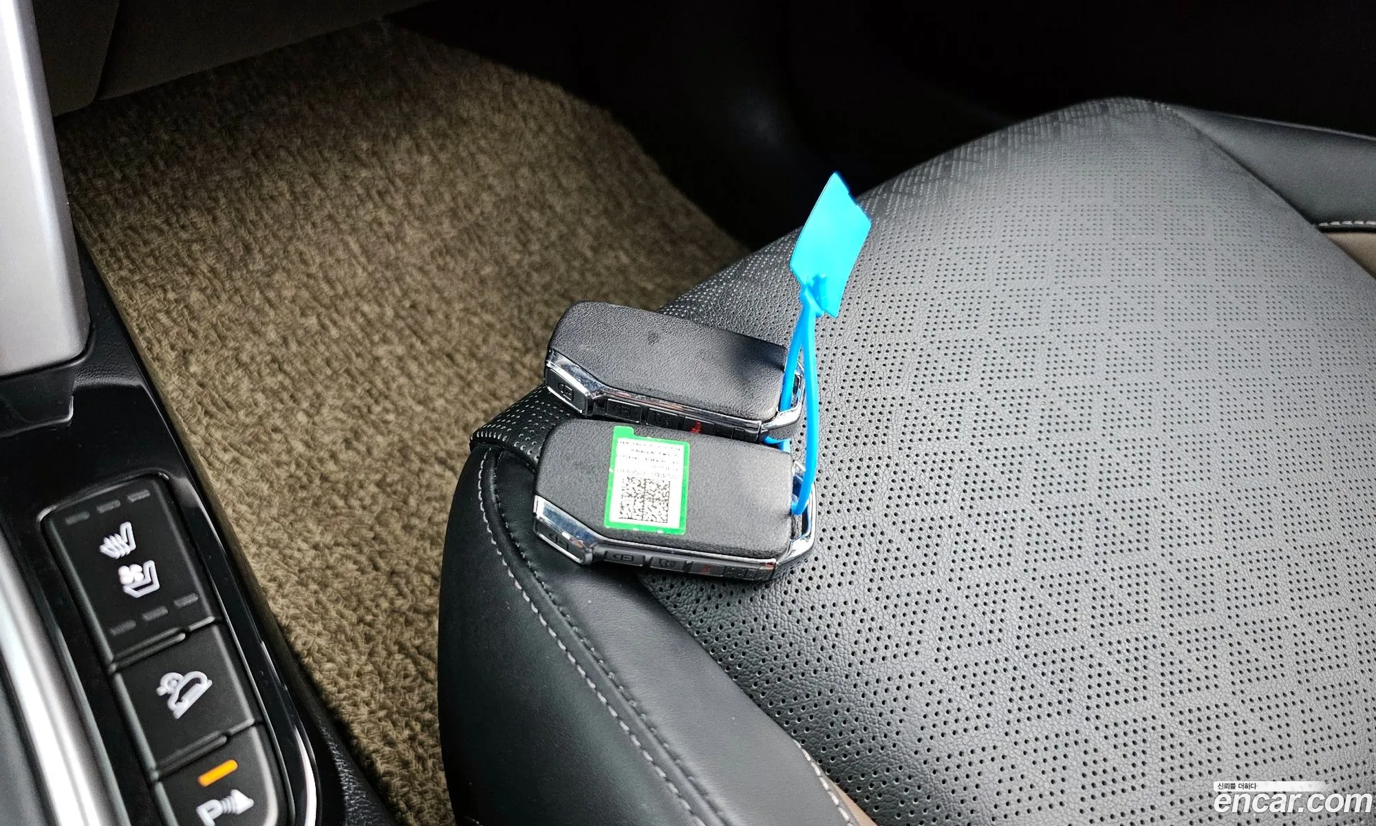 Kia Seltos 2019 KNAET812GLK011071 — 30