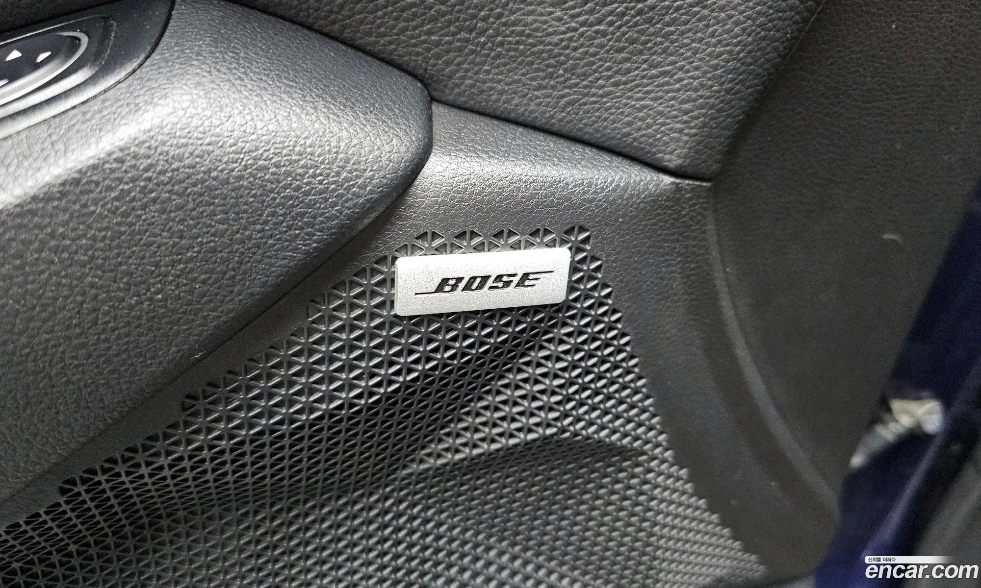 Kia Seltos 2019 KNAET812GLK011071 — 19