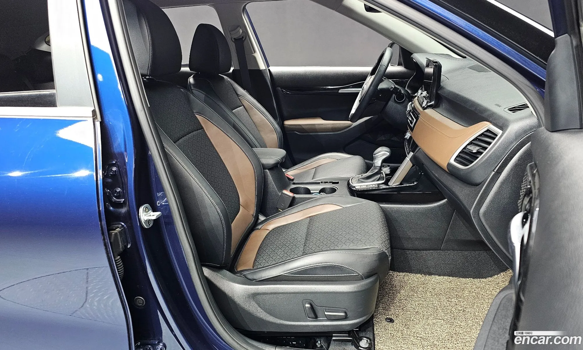 Kia Seltos 2019 KNAET812GLK011071 — 17