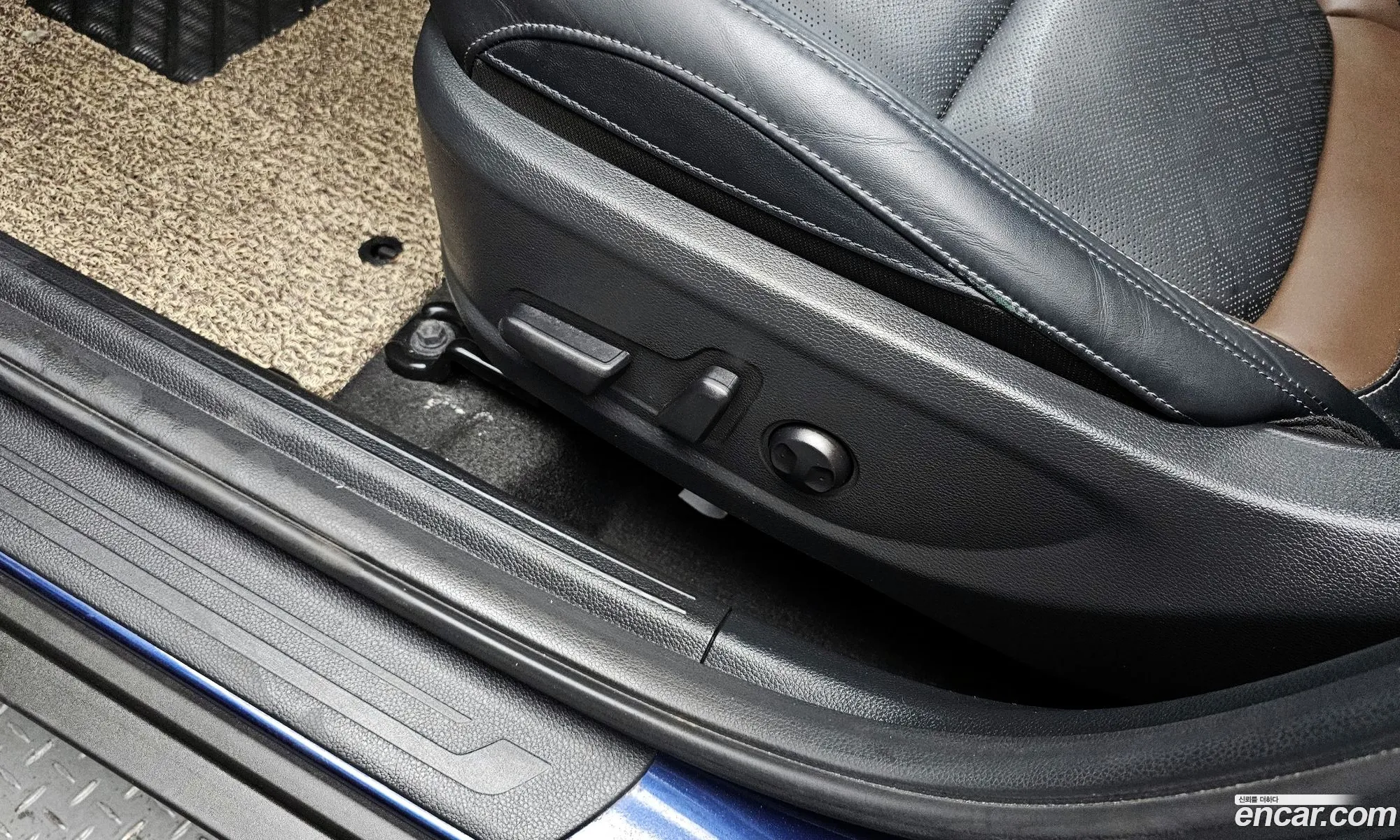 Kia Seltos 2019 KNAET812GLK011071 — 14