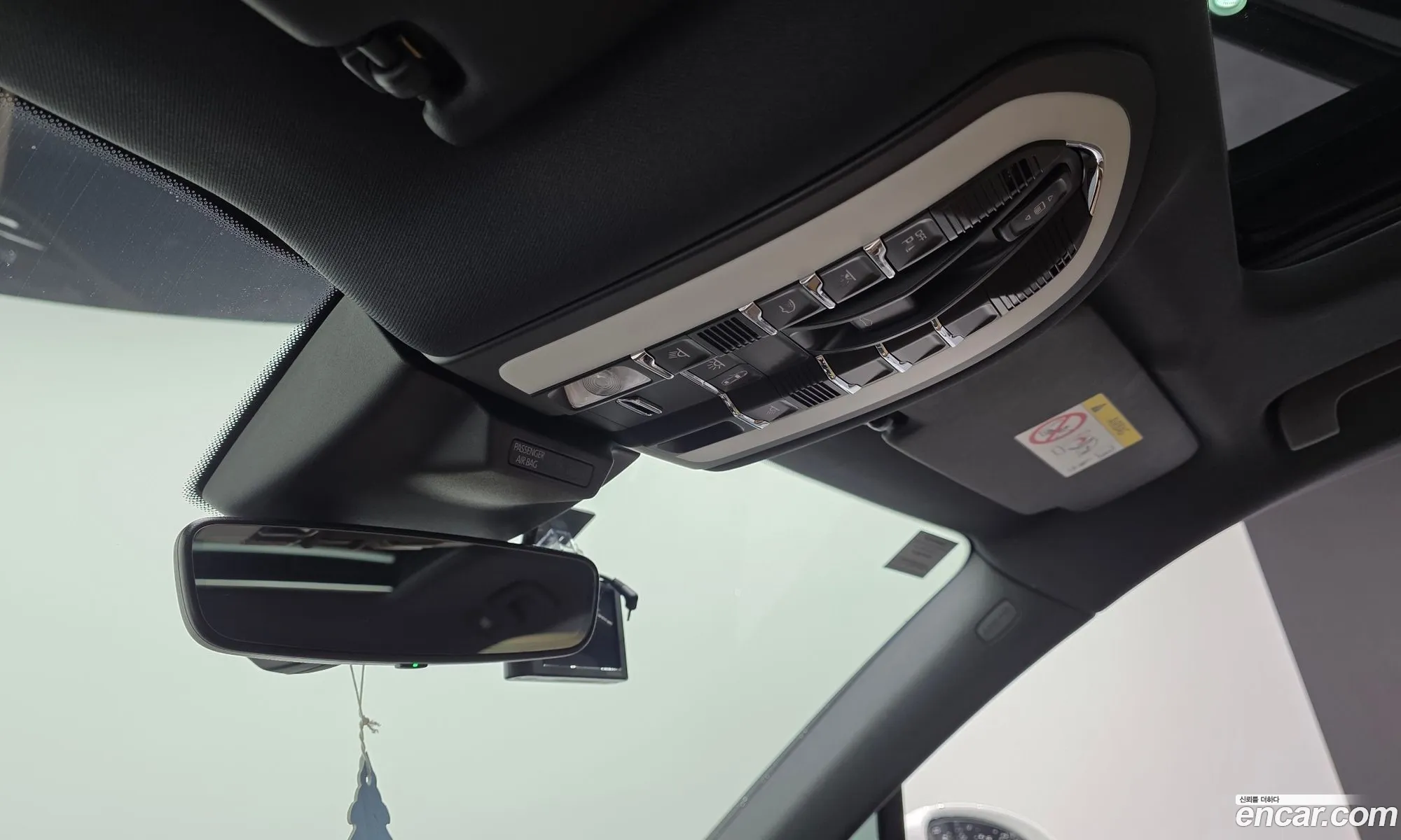 Porsche Macan 2023 WP1AG2952PLB51214 — 24