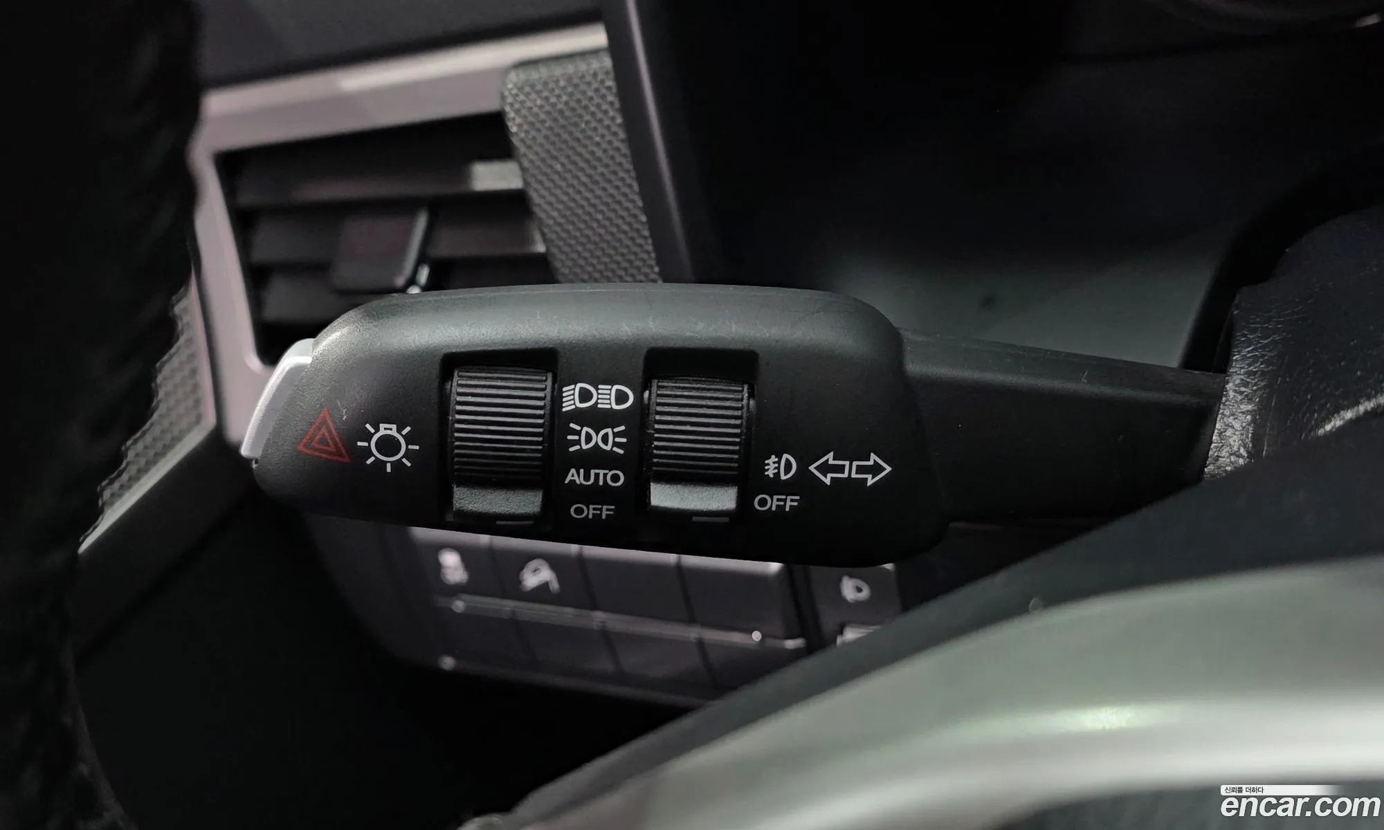 KG Mobility (SsangYong) Rexton Sports Khan 2019 — 12