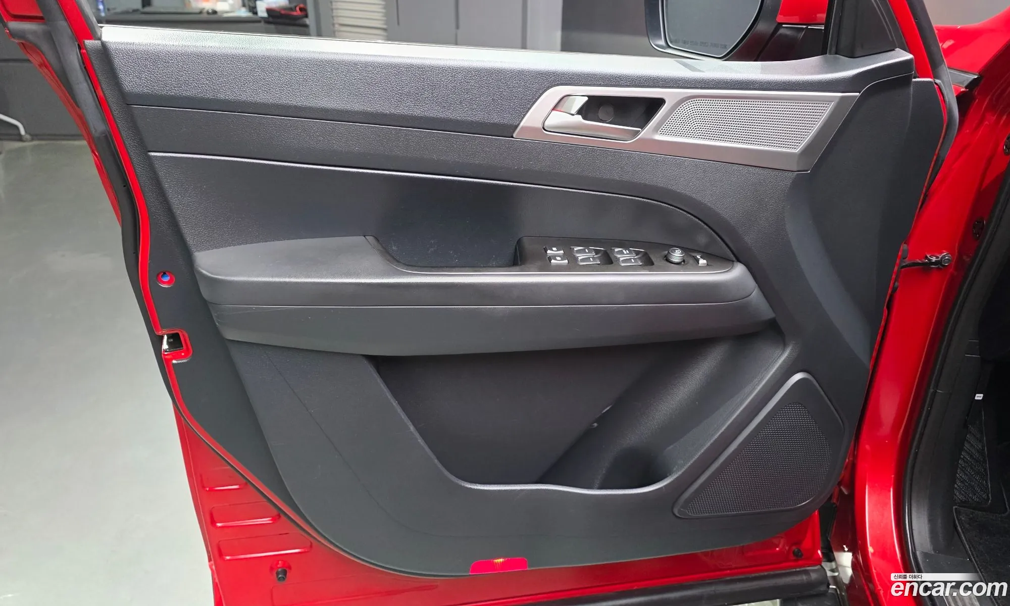 KG Mobility (SsangYong) Rexton Sports Khan 2019 — 28