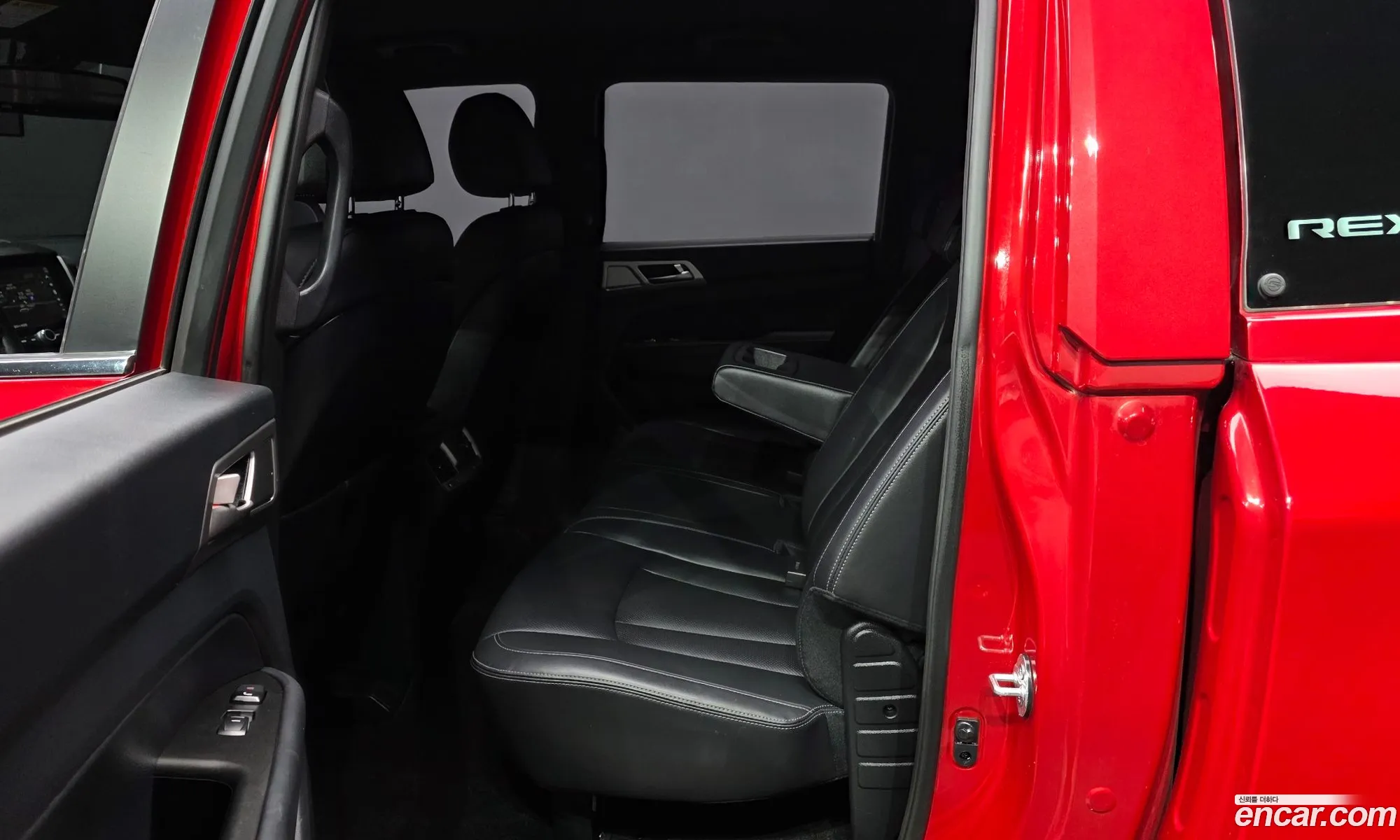 KG Mobility (SsangYong) Rexton Sports Khan 2019 — 17