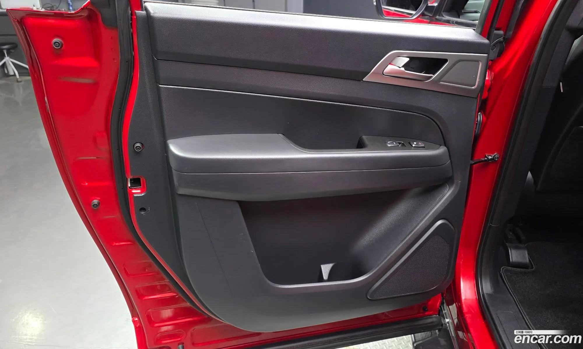 KG Mobility (SsangYong) Rexton Sports Khan 2019 — 11