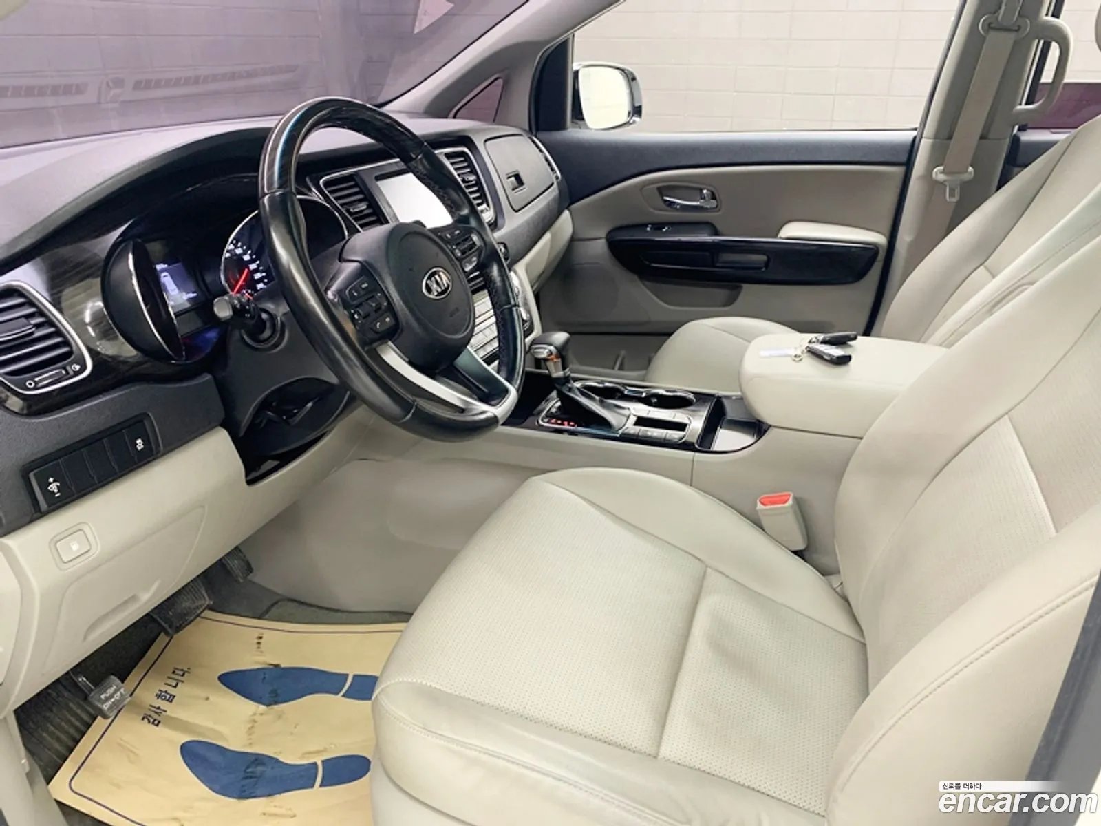 Kia Carnival 2019 — 4