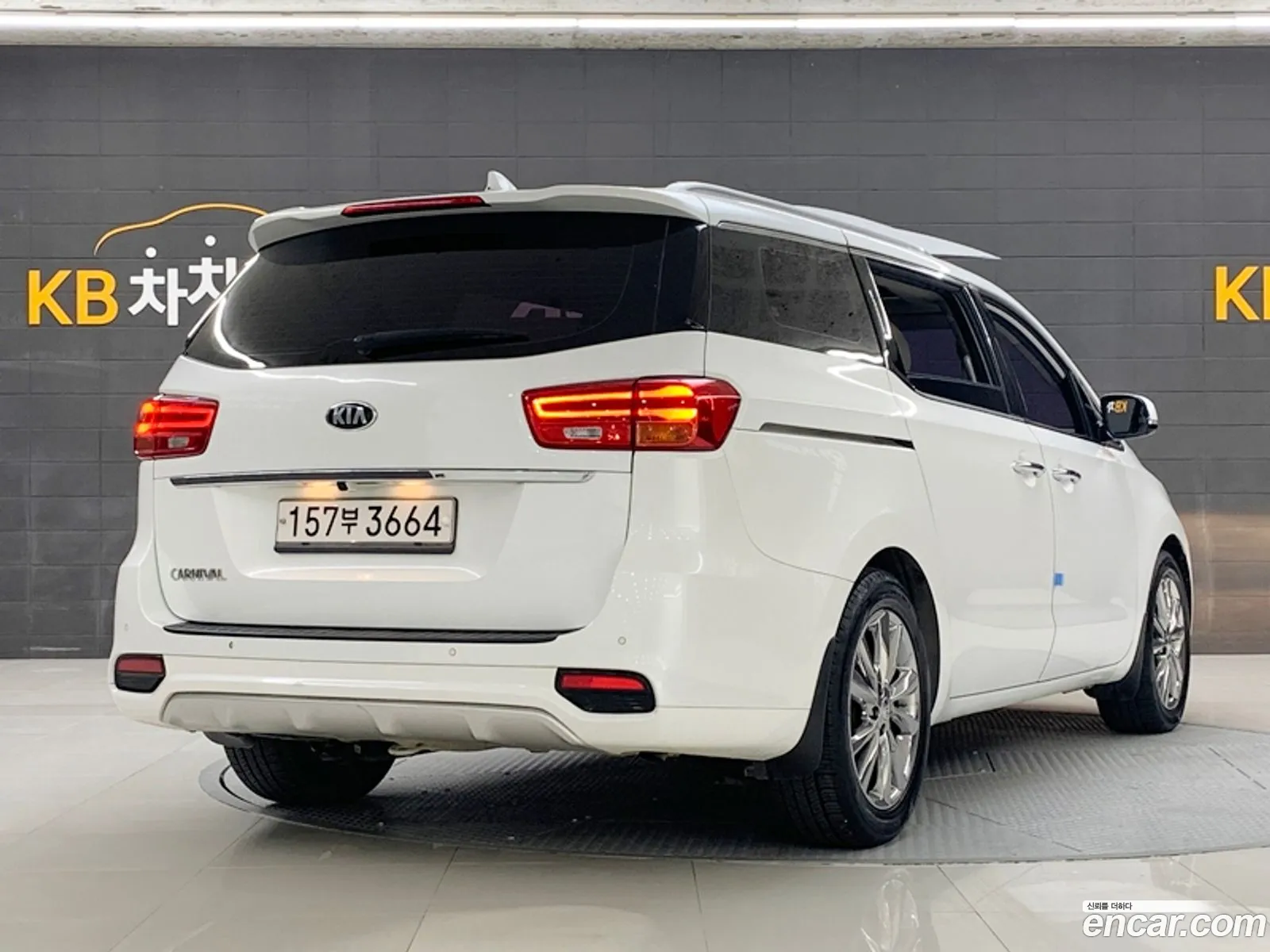 Kia Carnival 2019 — 8