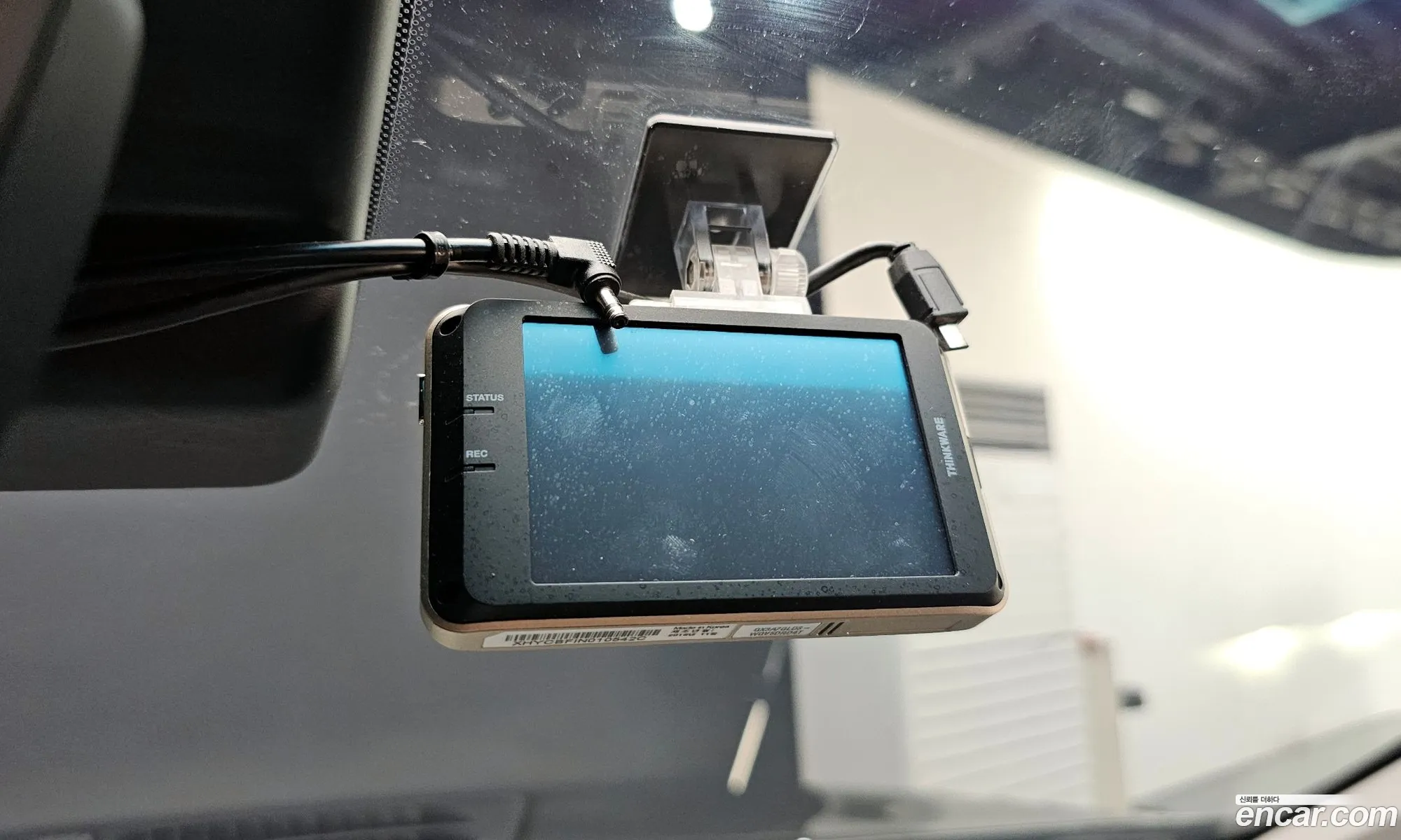 Genesis G80 2018 KMHGL41DDKU313379 — 17
