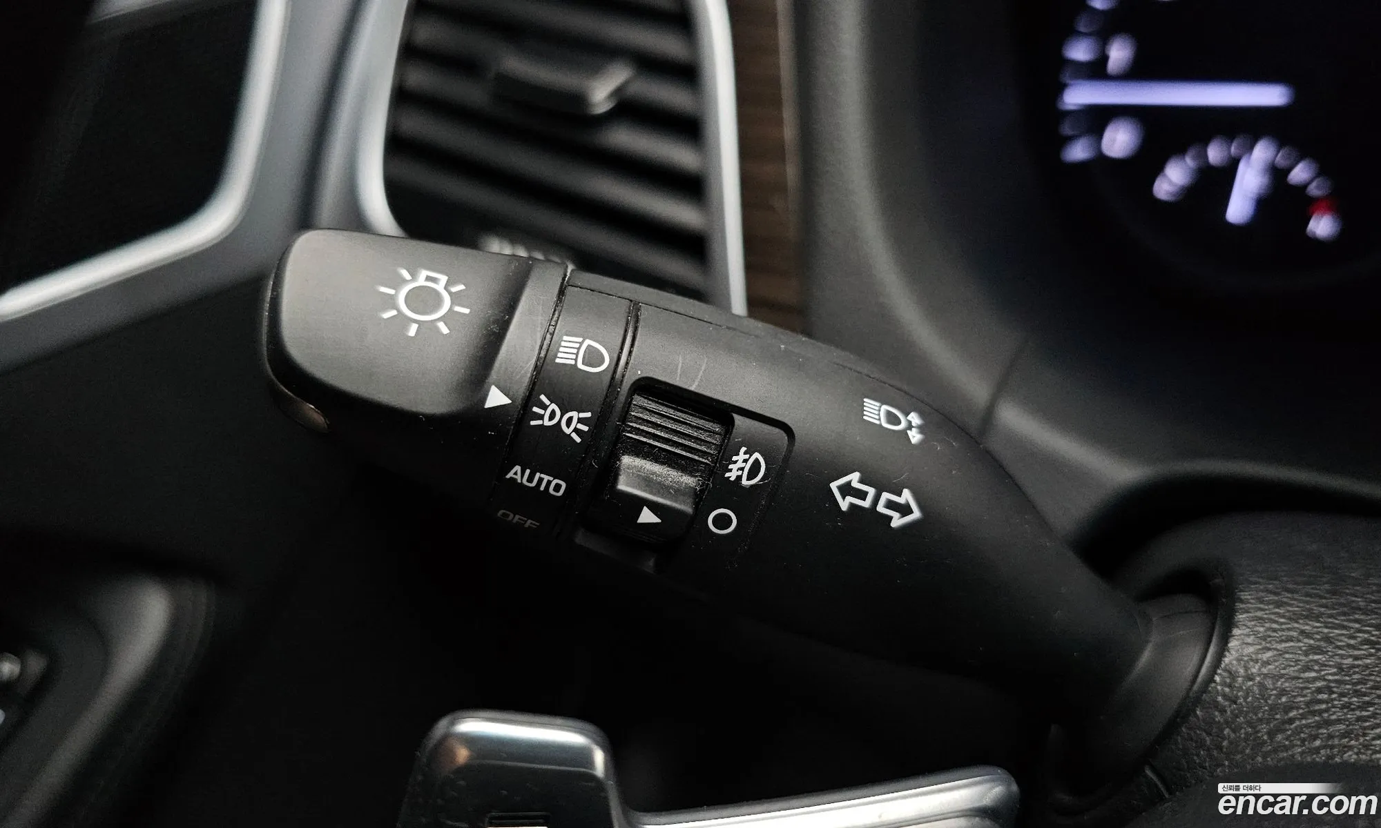 Genesis G80 2018 KMHGL41DDKU313379 — 15