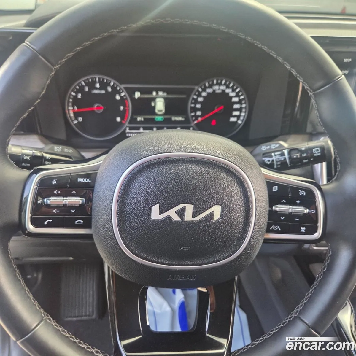Kia Sorento 2022 — 11