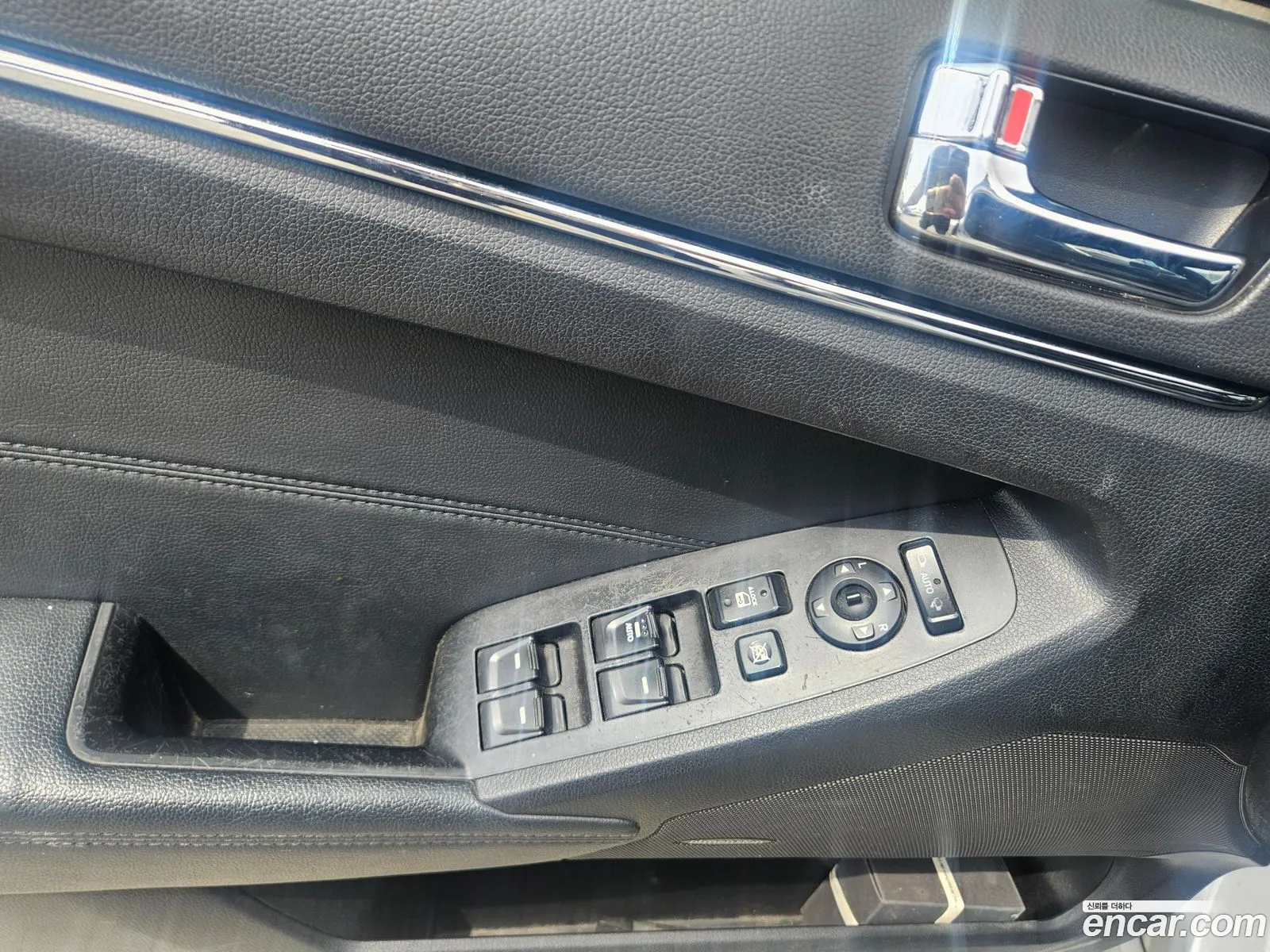 Kia K7 2010 — 18