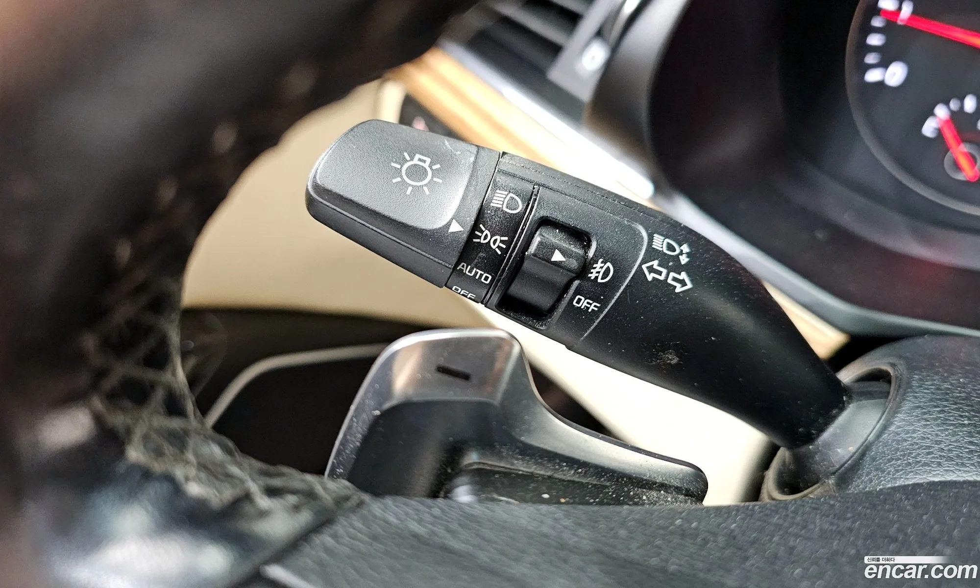 Kia K7 2017 KNALB415BHA111838 — 25