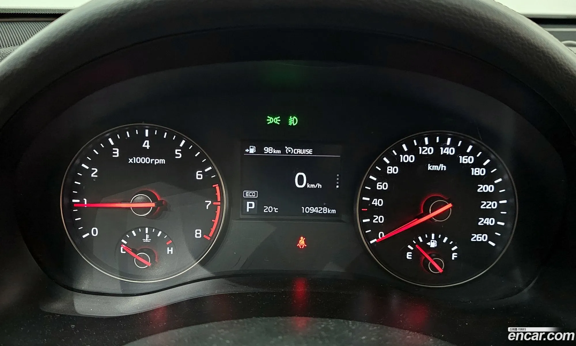 Kia K7 2017 KNALB415BHA111838 — 11