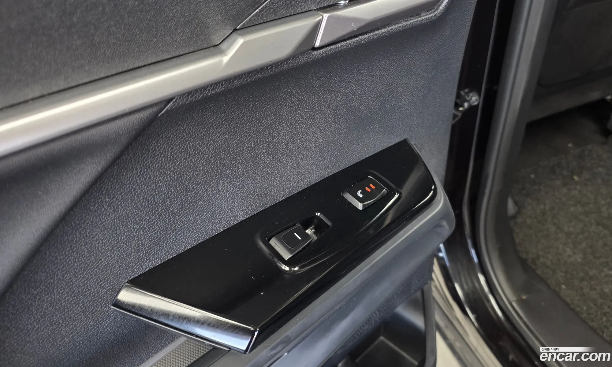 KG Mobility (SsangYong) Torres 2024 KPBPH3AT1RP072177 — 20