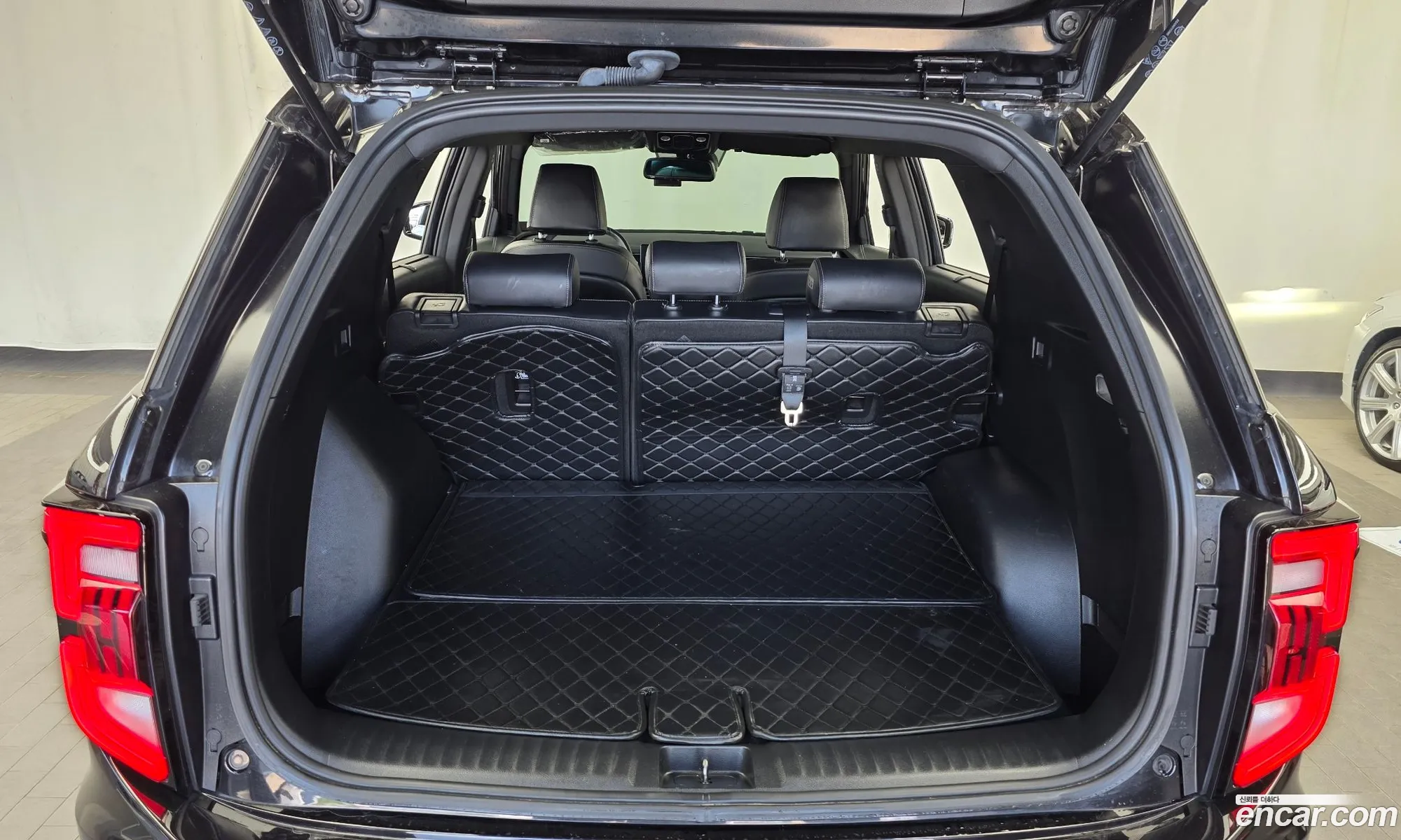 KG Mobility (SsangYong) Torres 2024 KPBPH3AT1RP072177 — 10