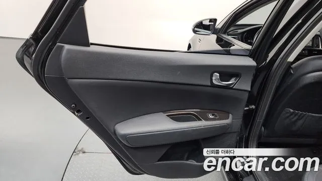 Kia K5 2016 — 25