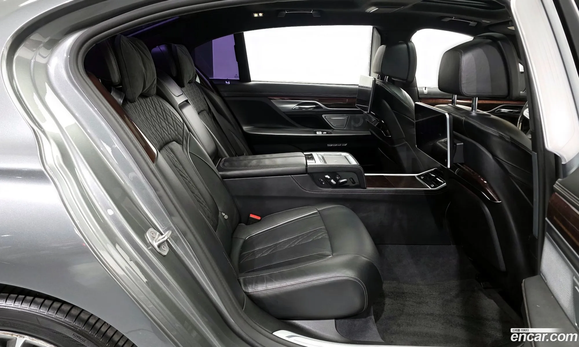 BMW 7 Series 2015 — 19
