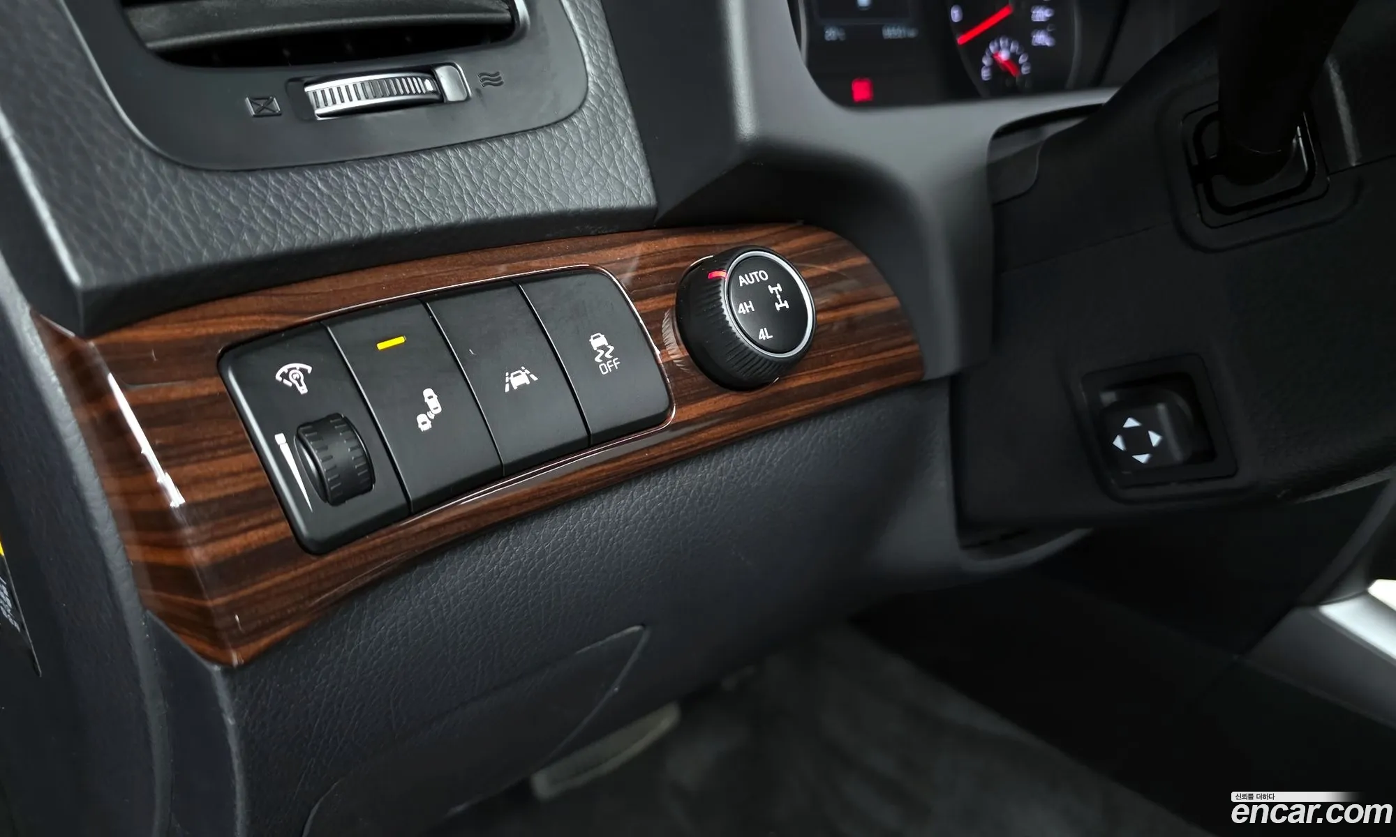 Kia Mohave 2018 KNAKN814DJA188467 — 4