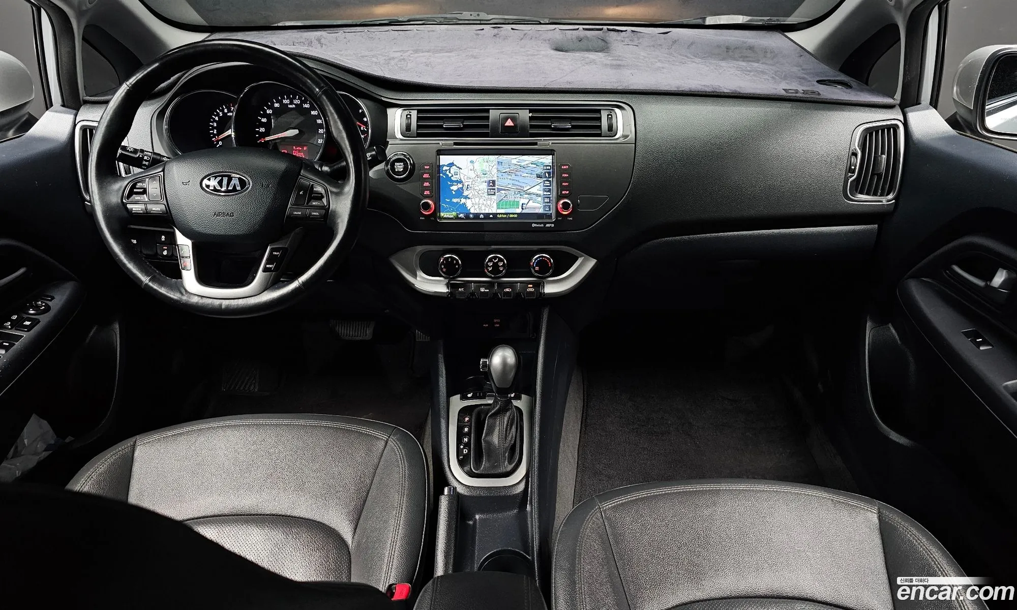Kia Pride 2016 KNADN413BGS003693 — 3