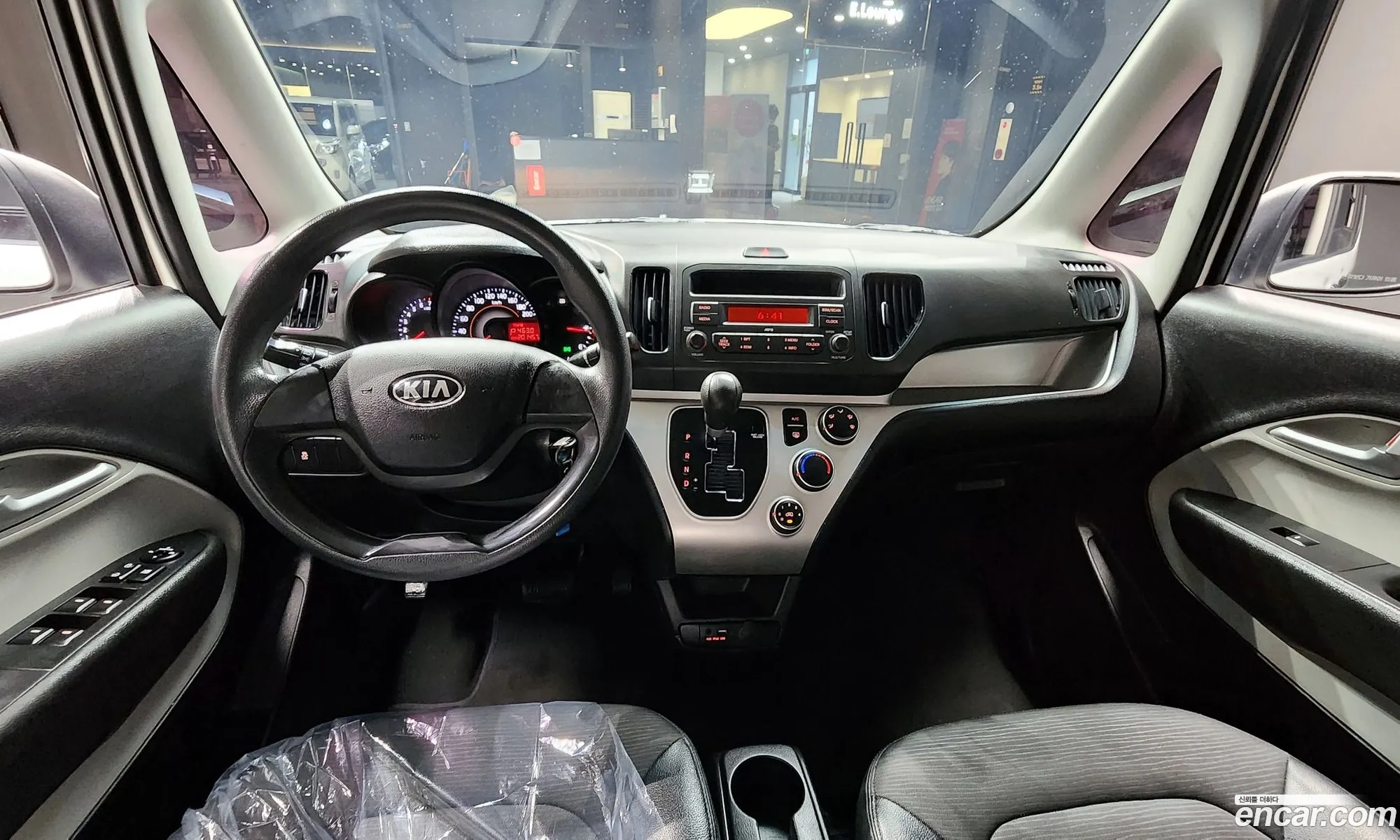 Kia Ray 2017 — 11