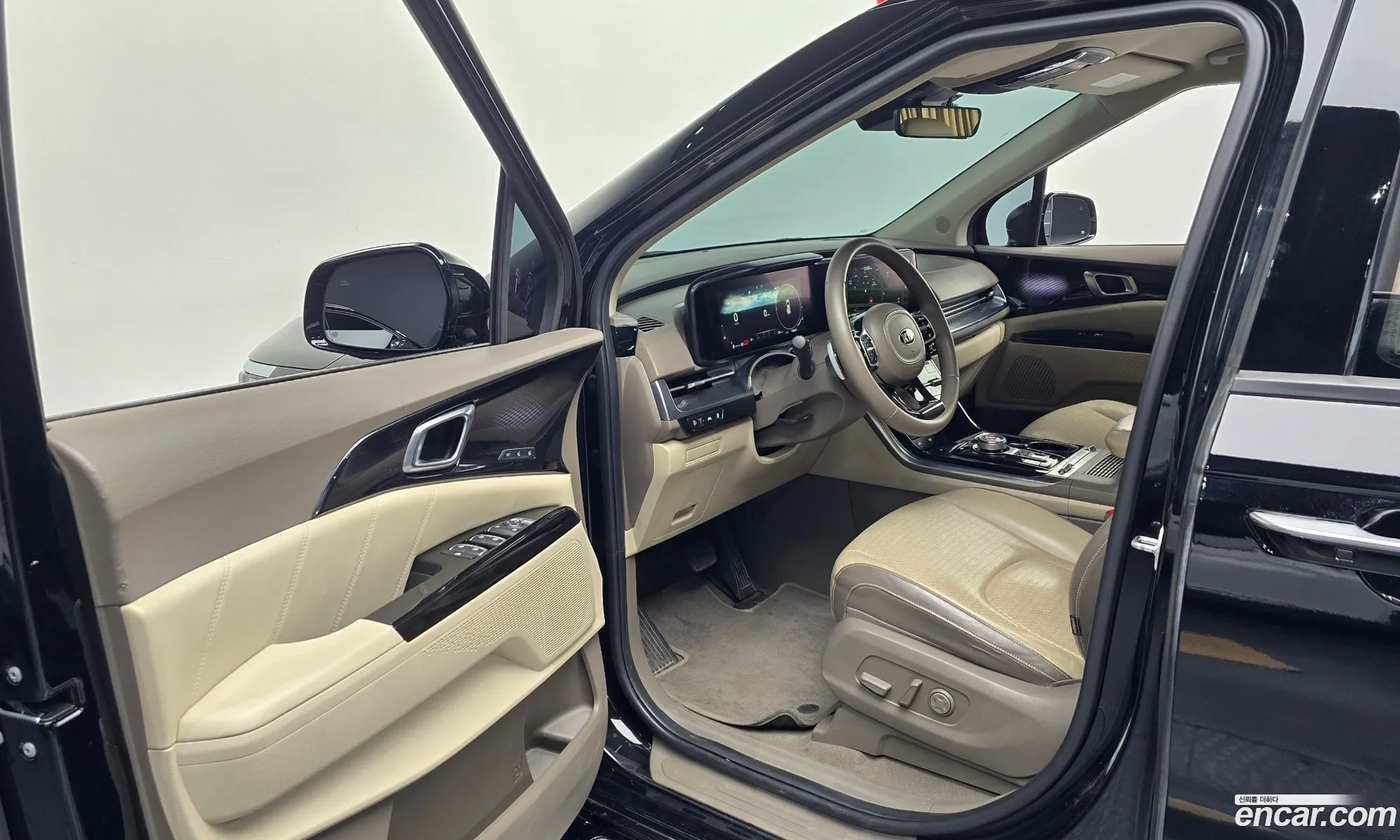 Kia Carnival 2021 KNANE81BBMS096111 — 5