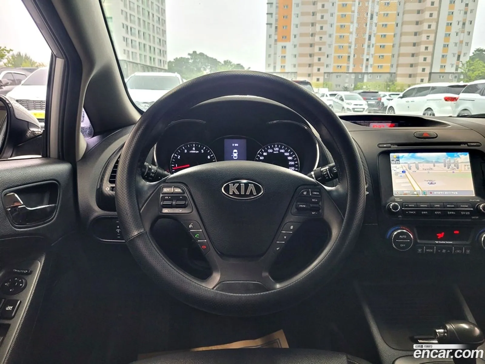 Kia K3 2013 — 14