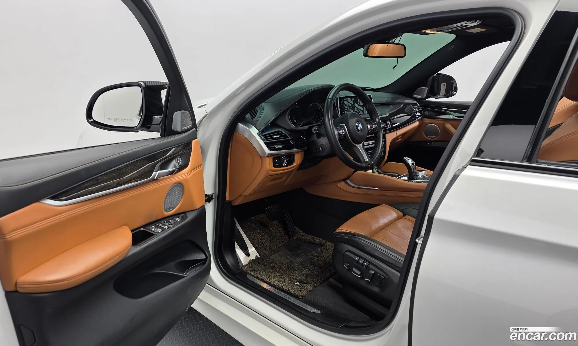 BMW X6 2018 WBAKV6102J0W37692 — 8