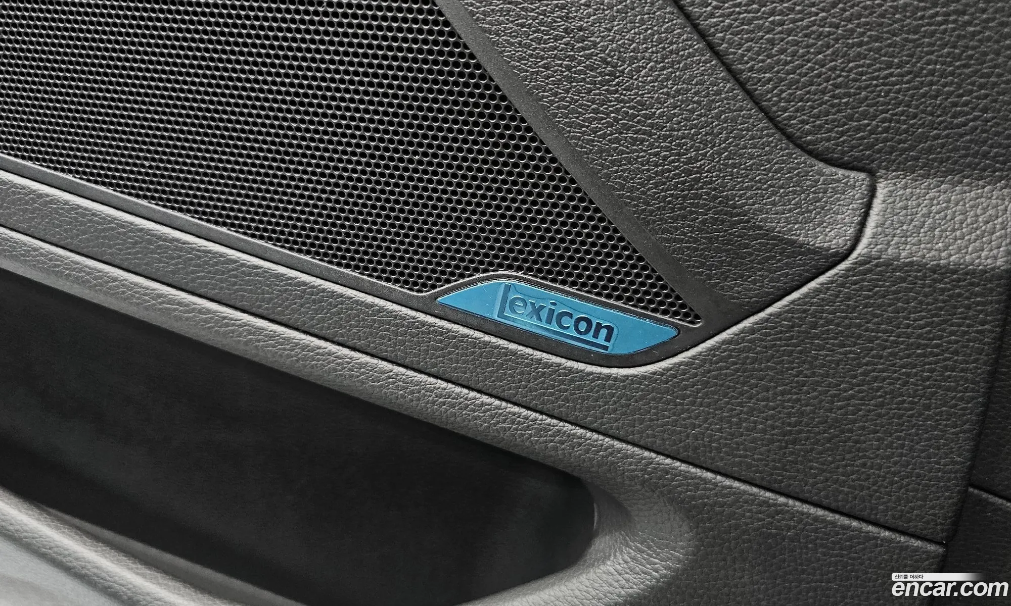 Genesis G80 2019 KMHGM41DBKU323847 — 28