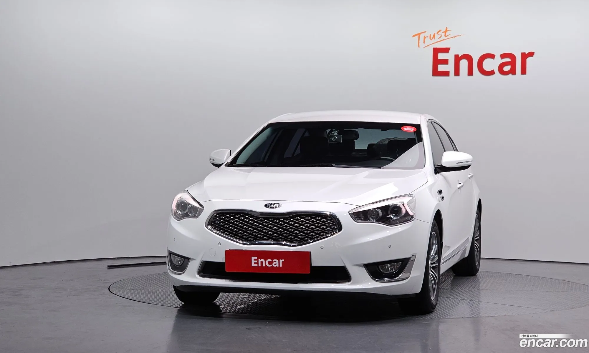 Kia K7 2015 — 11