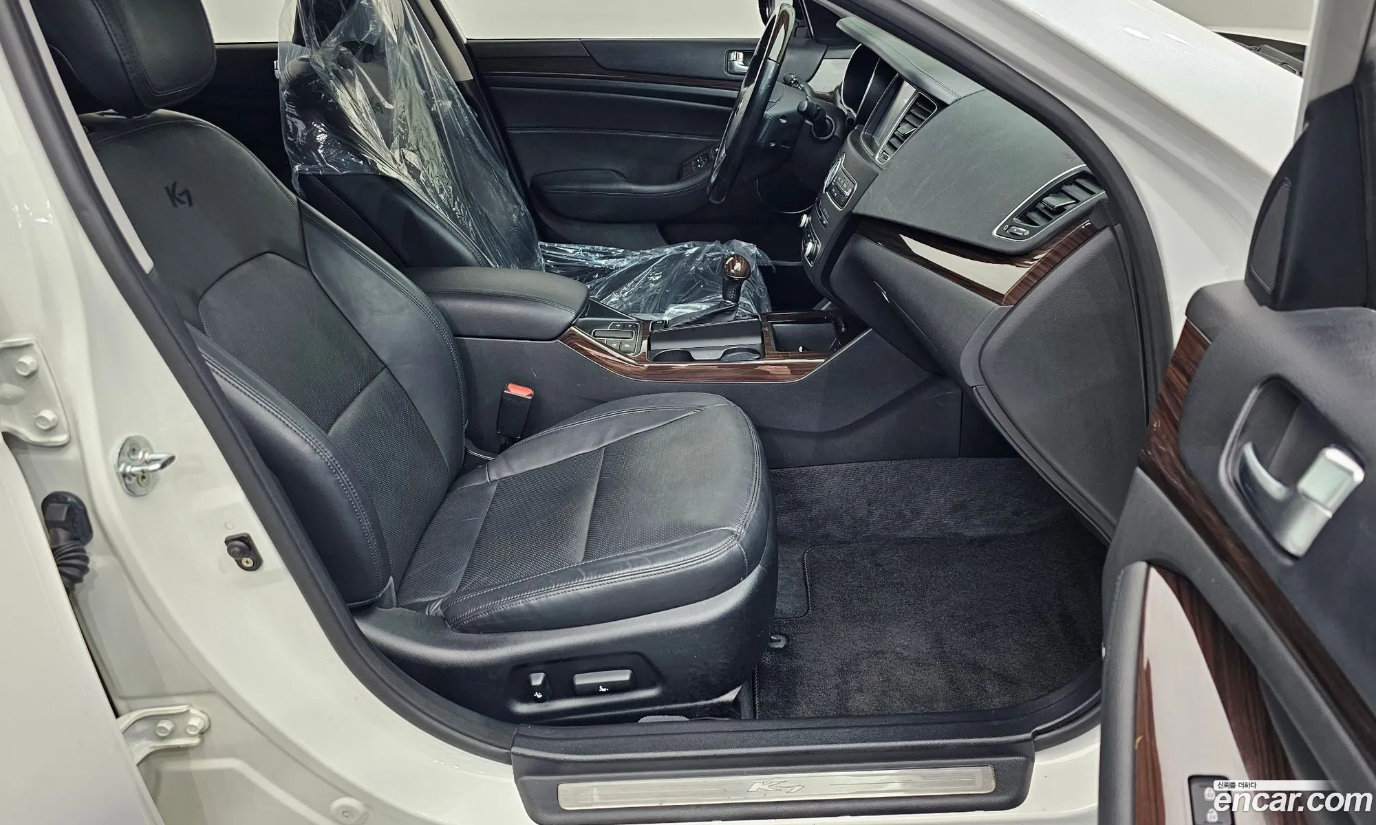 Kia K7 2015 — 21