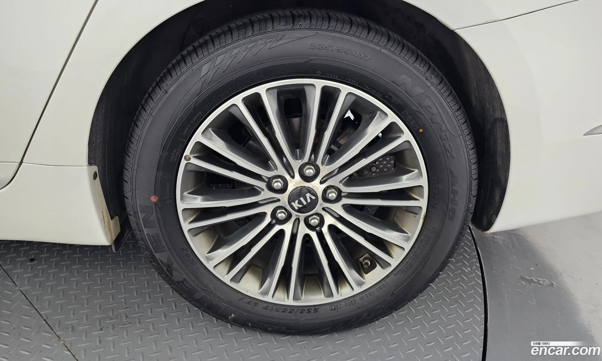 Kia K7 2015 — 16