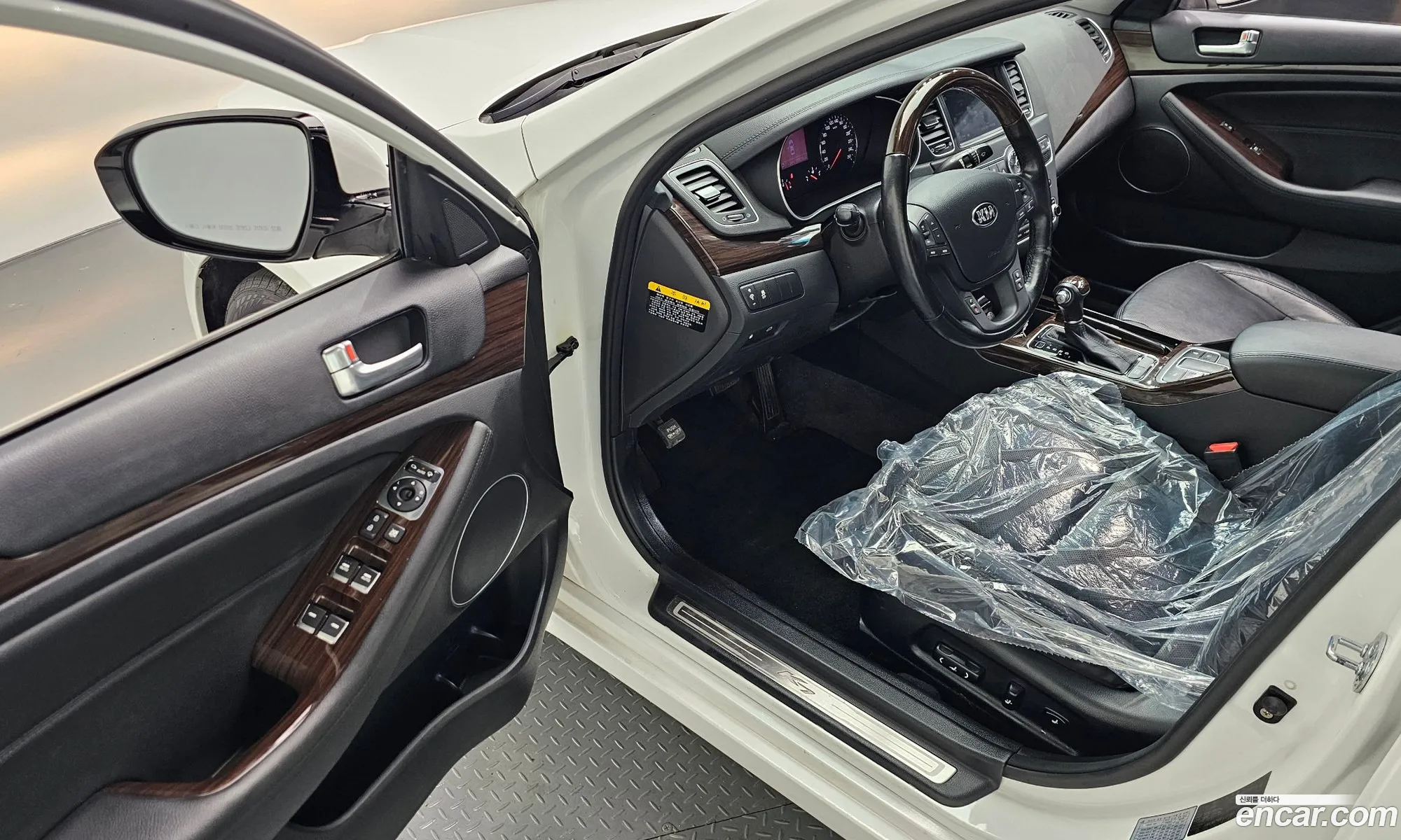 Kia K7 2015 — 10