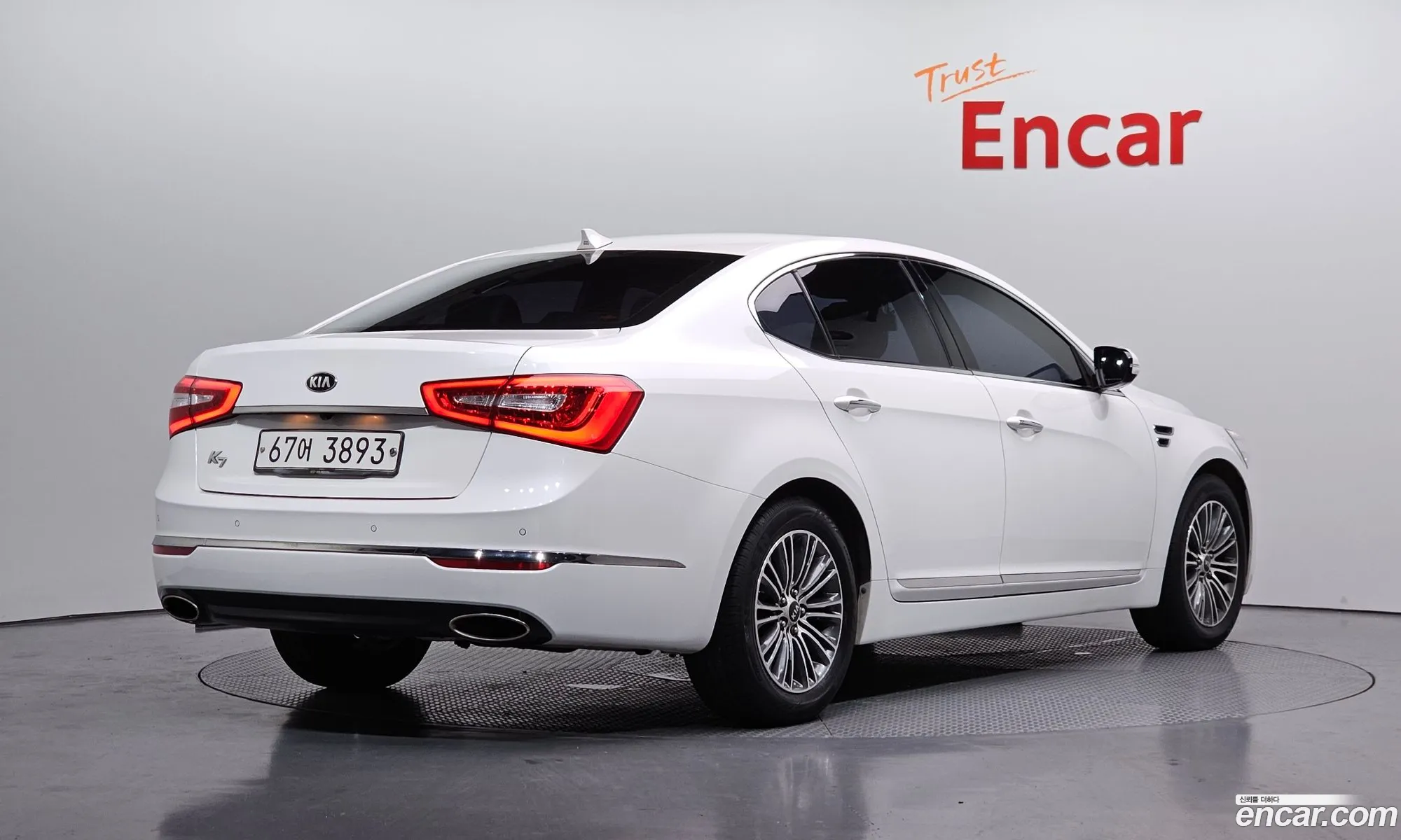 Kia K7 2015 — 22