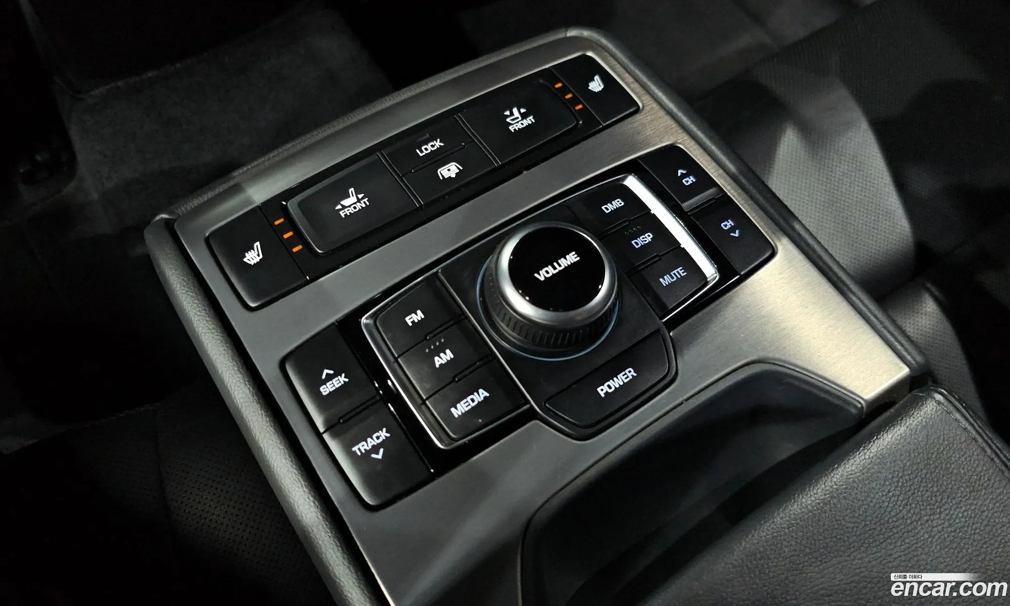 Hyundai Genesis DH 2015 KMHGM41DBGU089638 — 14